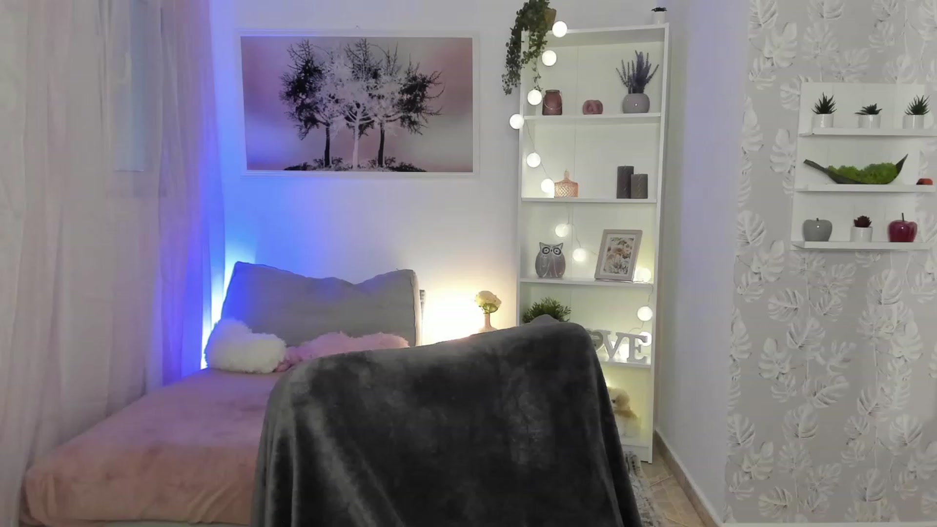 Gallery image thumbnail from Ella_Nicee's myfreecams stream on, 02/17/2023, 10:48 image 11 of 20