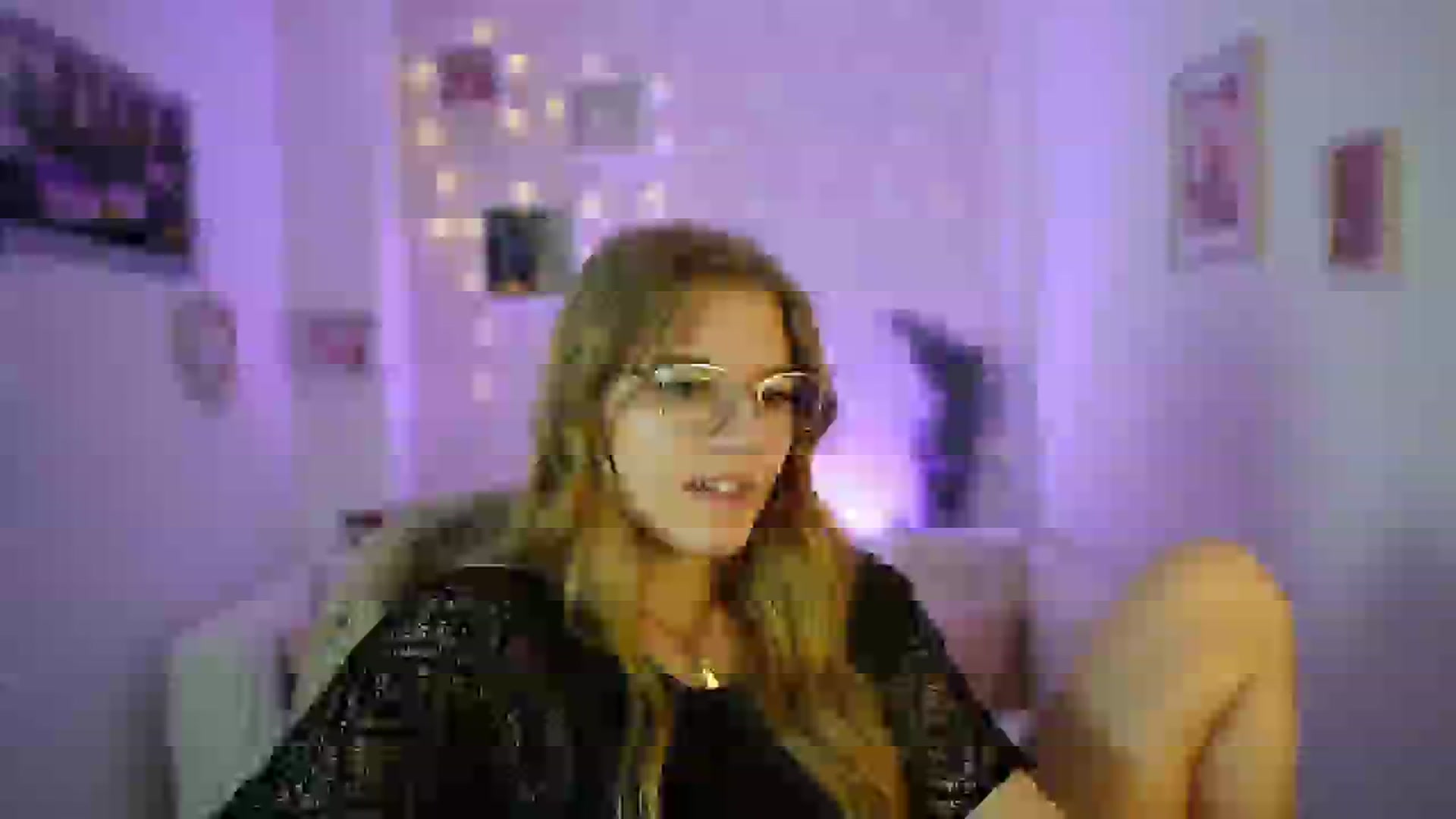 Gallery image thumbnail from Ella_Rhodes's myfreecams stream on, 05/24/2024, 18:35 image 6 of 20