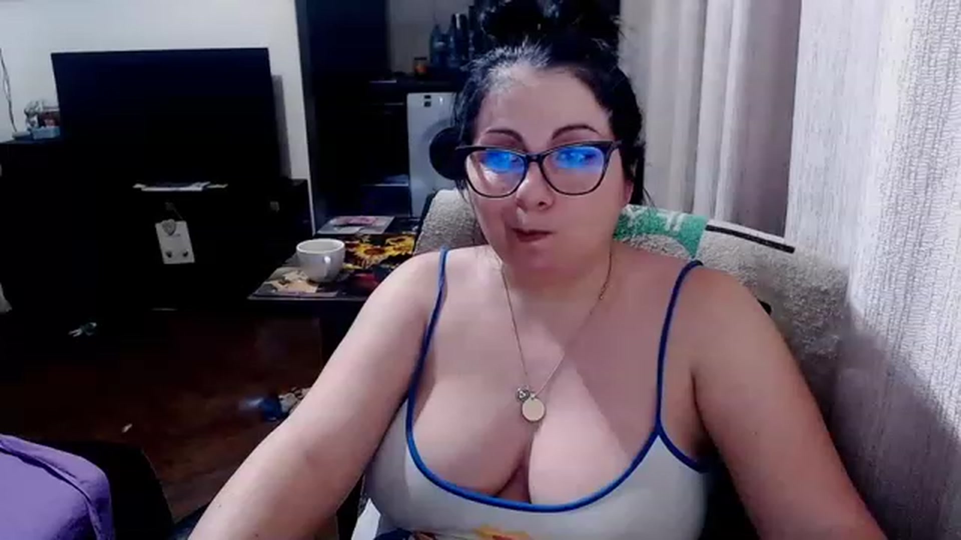 Gallery image thumbnail from Ella_Sunshine's myfreecams stream on, 05/30/2023, 20:51 image 9 of 20