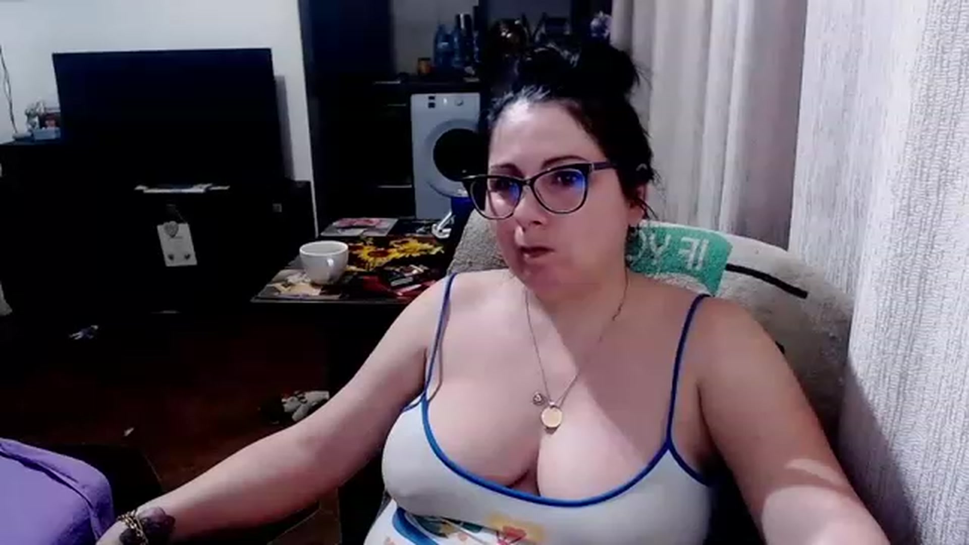 Gallery image thumbnail from Ella_Sunshine's myfreecams stream on, 05/30/2023, 20:51 image 18 of 20