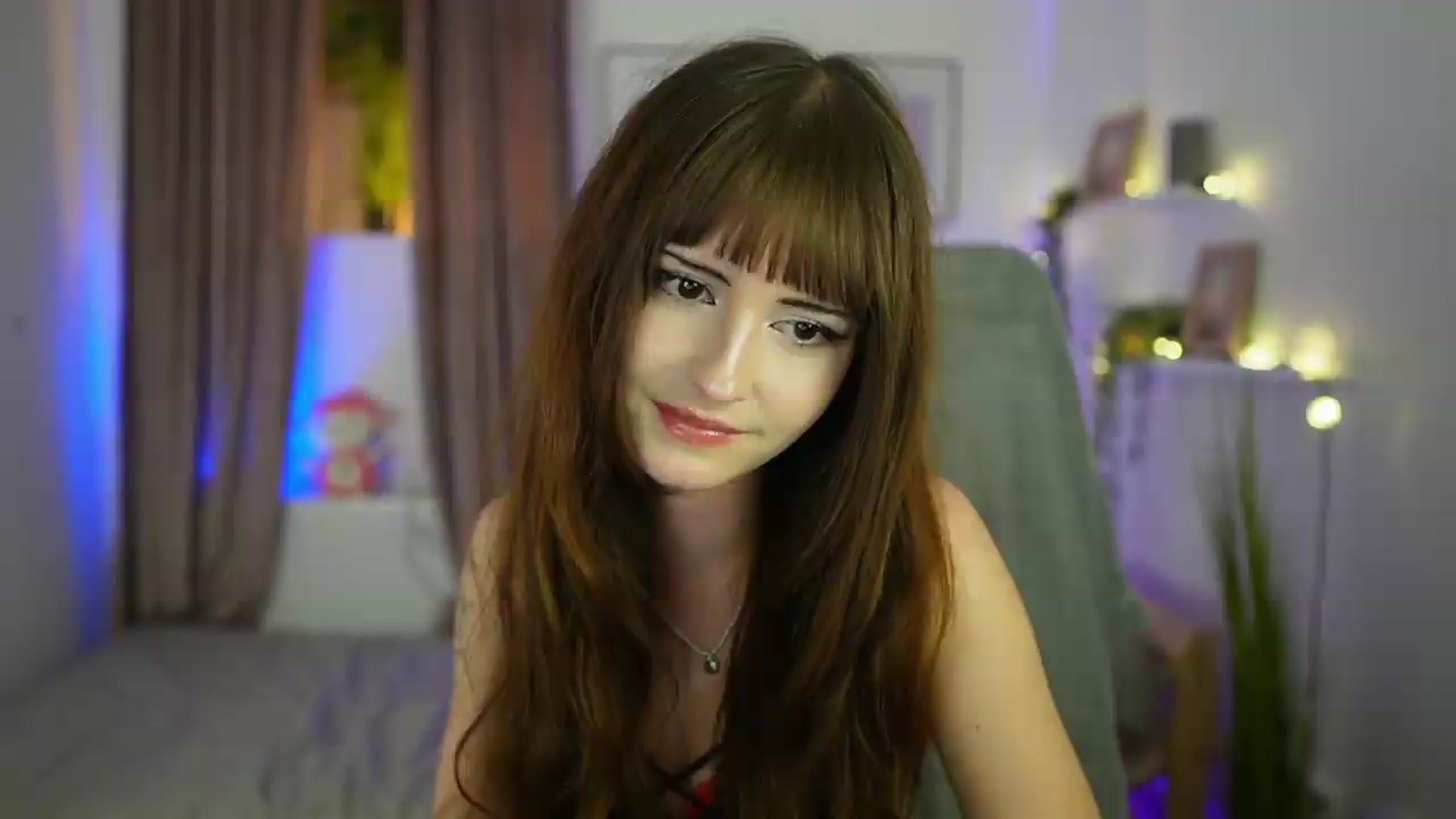Gallery image thumbnail from Ella_Young's myfreecams stream on, 08/29/2026, 17:33 image 3 of 20