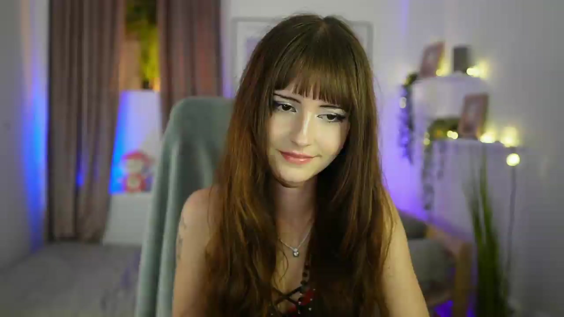 Gallery image thumbnail from Ella_Young's myfreecams stream on, 08/29/2026, 17:33 image 7 of 20