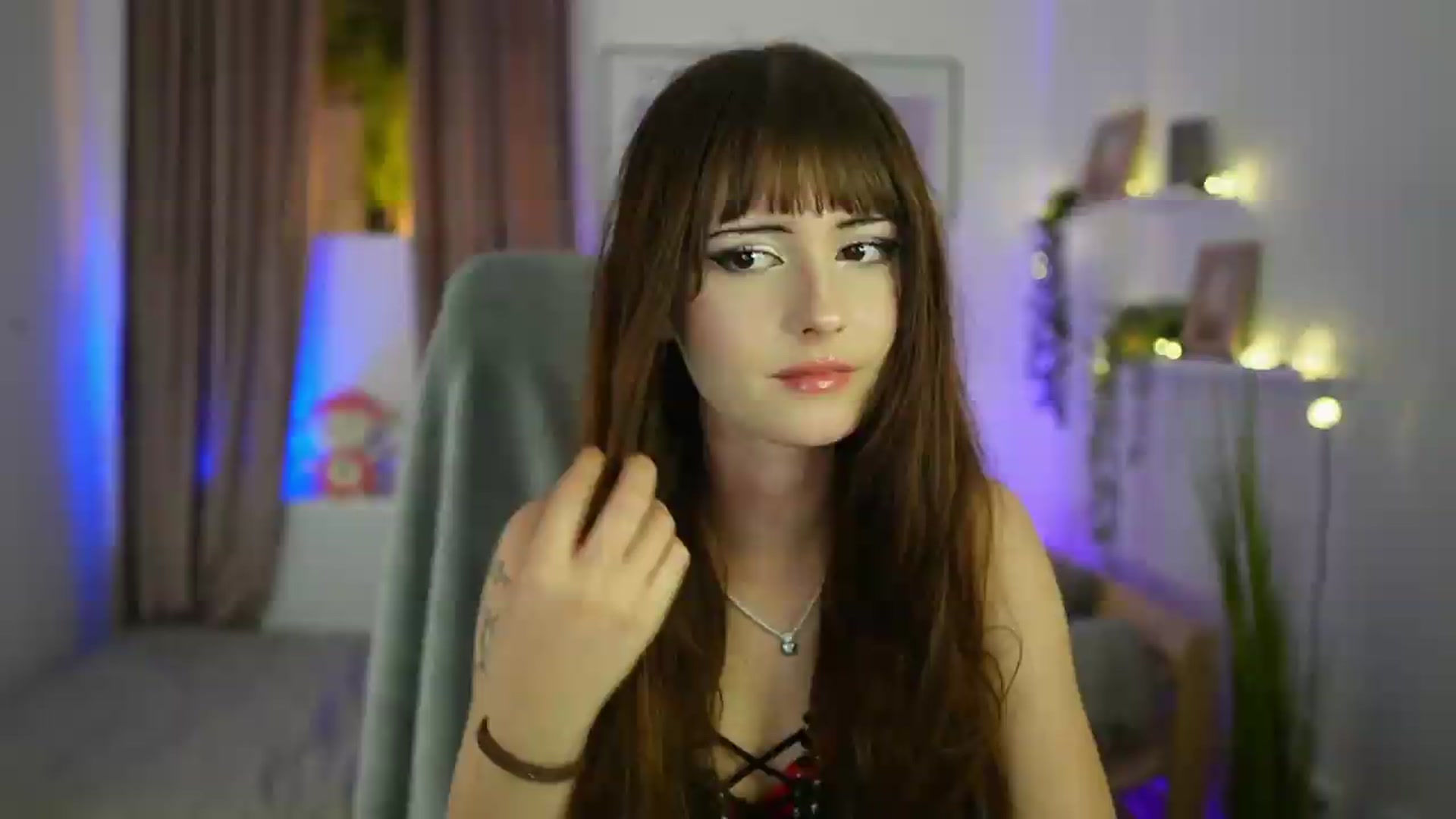 Gallery image thumbnail from Ella_Young's myfreecams stream on, 08/29/2026, 17:33 image 2 of 20