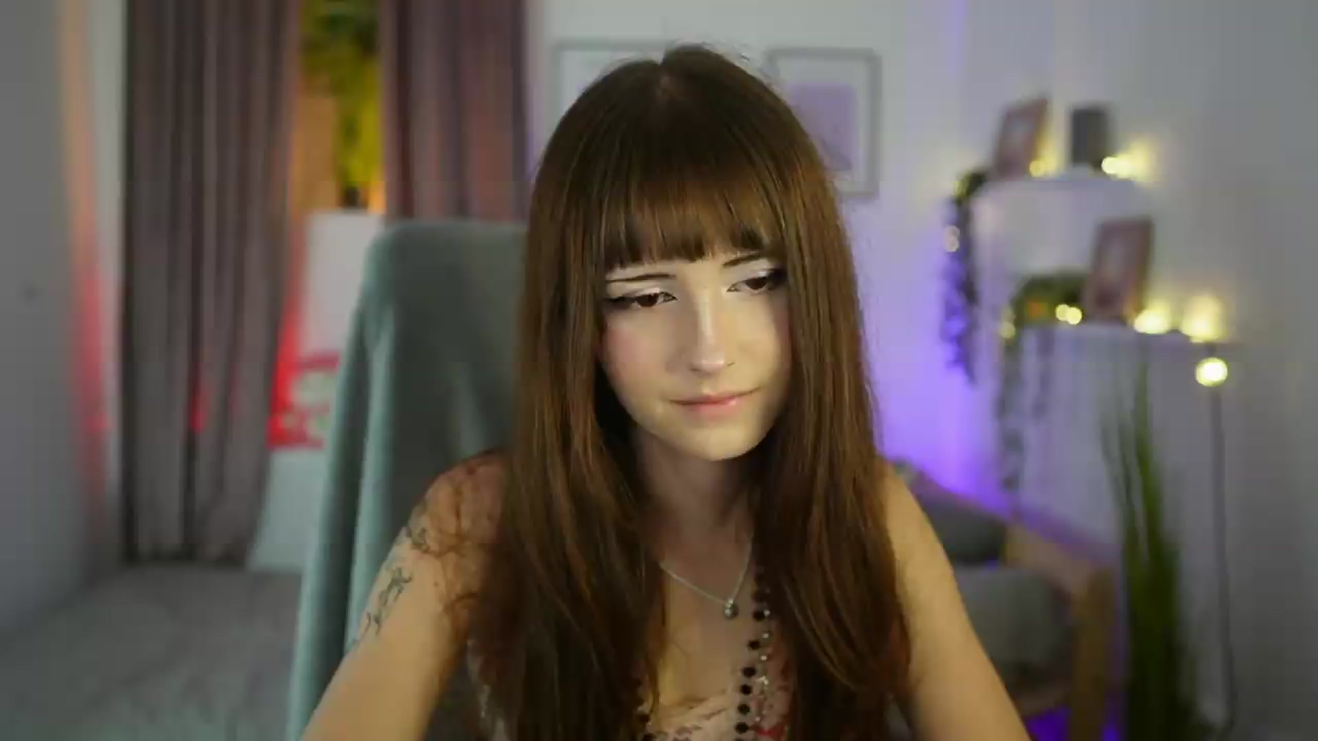 Gallery image thumbnail from Ella_Young's myfreecams stream on, 08/30/2026, 14:22 image 5 of 20