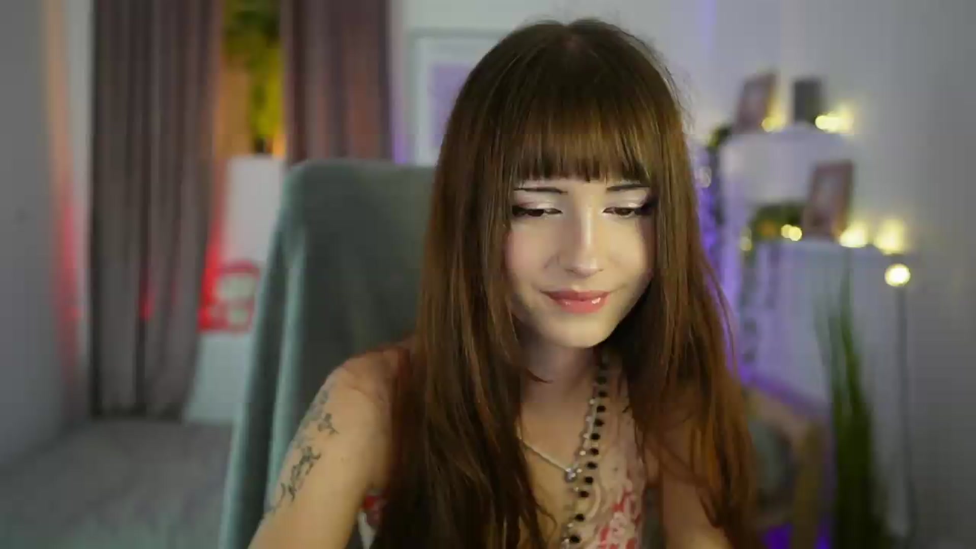 Gallery image thumbnail from Ella_Young's myfreecams stream on, 08/30/2026, 14:22 image 8 of 20