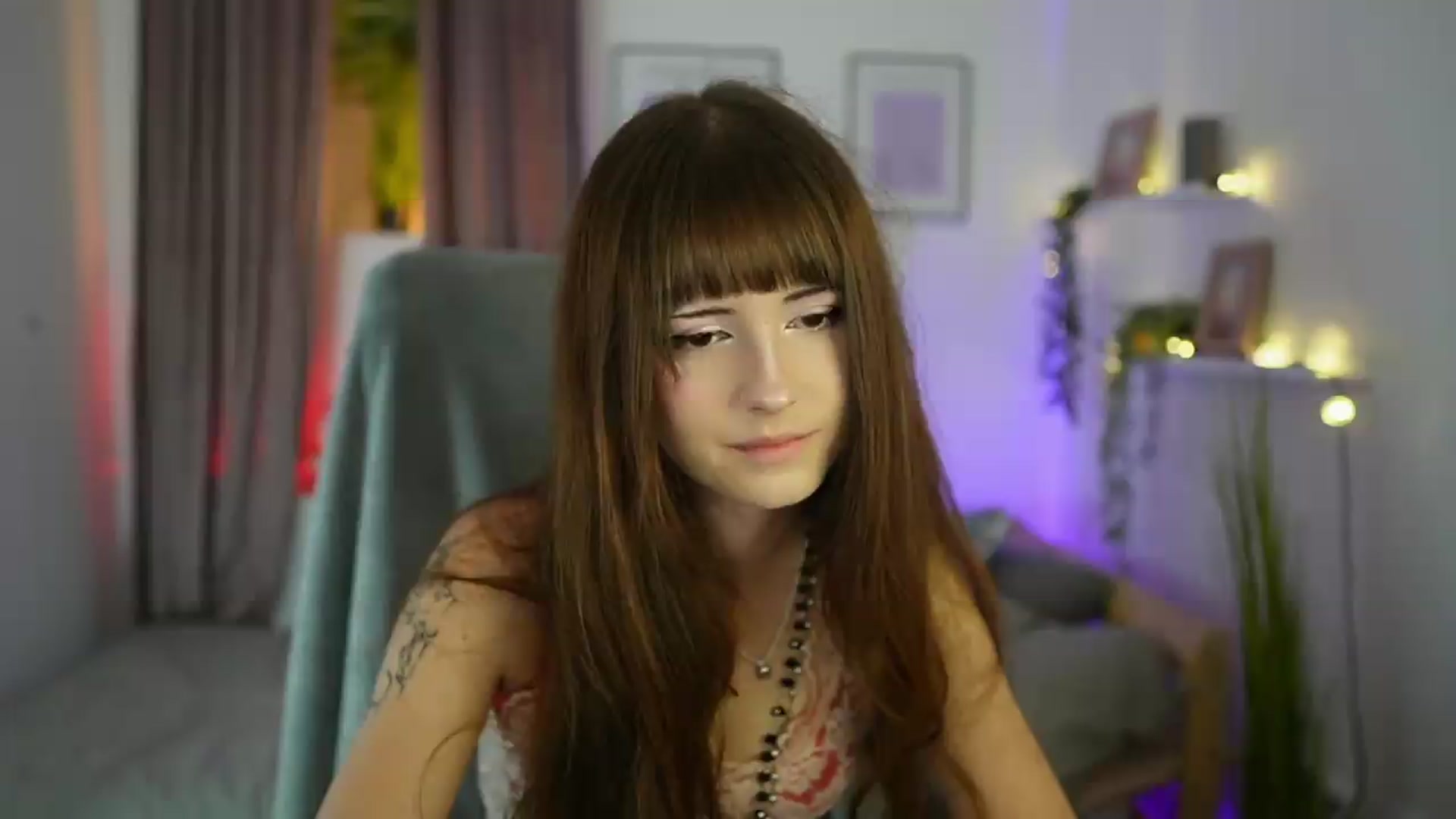 Gallery image thumbnail from Ella_Young's myfreecams stream on, 08/30/2026, 14:22 image 4 of 20