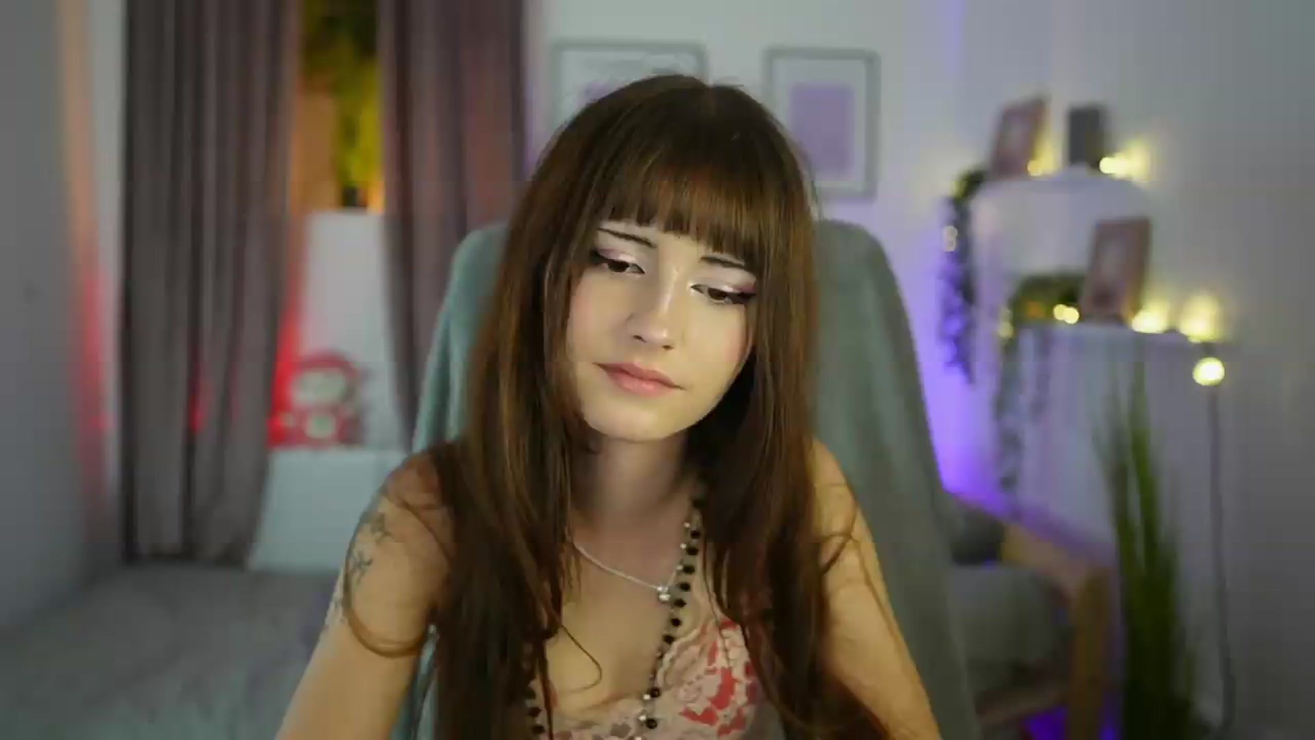 Gallery image thumbnail from Ella_Young's myfreecams stream on, 08/30/2026, 17:17 image 3 of 20
