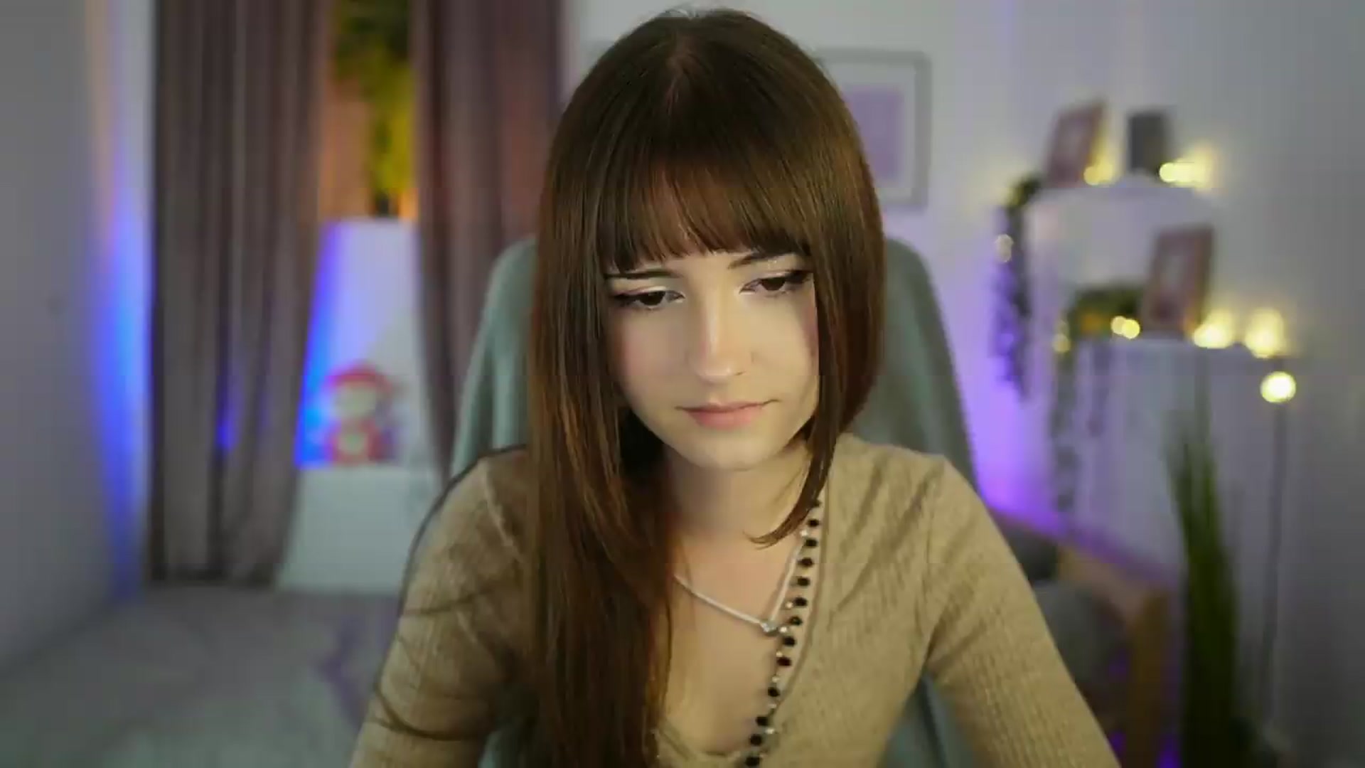 Gallery image thumbnail from Ella_Young's myfreecams stream on, 08/31/2026, 13:50 image 3 of 20