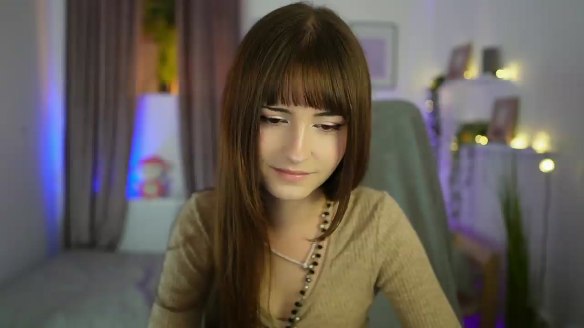 Gallery image thumbnail from Ella_Young's myfreecams stream on, 08/31/2026, 13:50 image 2 of 20