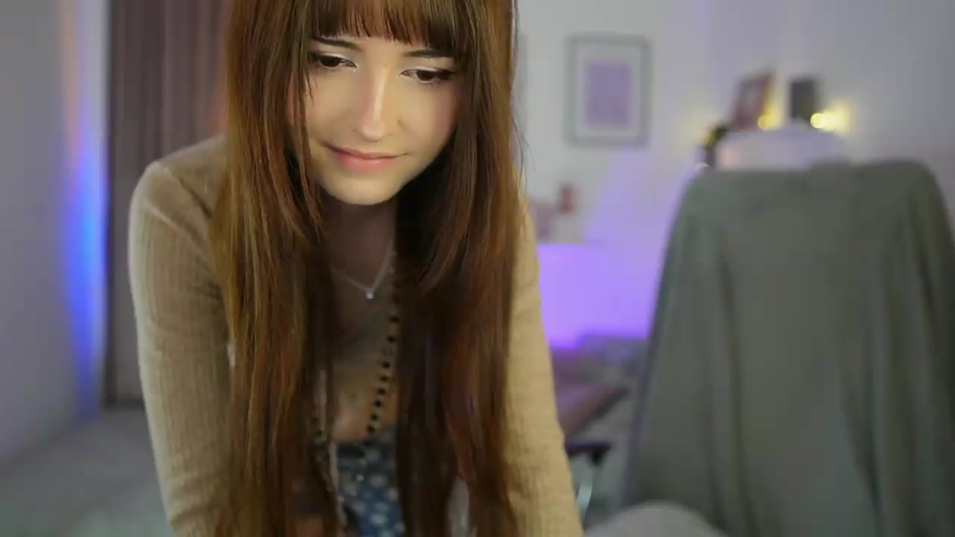 Gallery image thumbnail from Ella_Young's myfreecams stream on, 08/31/2026, 13:50 image 14 of 20