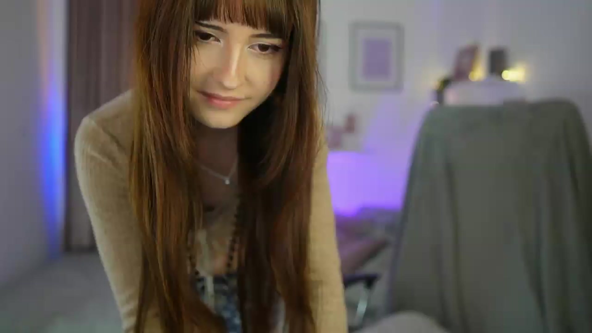 Gallery image thumbnail from Ella_Young's myfreecams stream on, 08/31/2026, 13:50 image 13 of 20