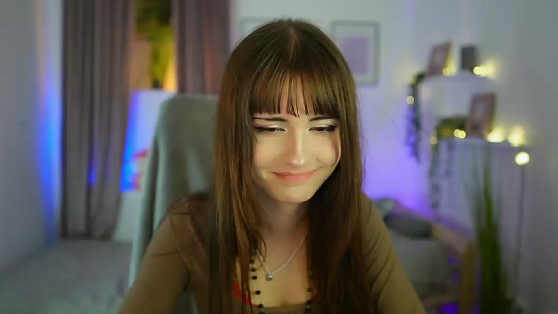 Gallery image thumbnail from Ella_Young's myfreecams stream on, 09/03/2026, 16:25 image 13 of 20