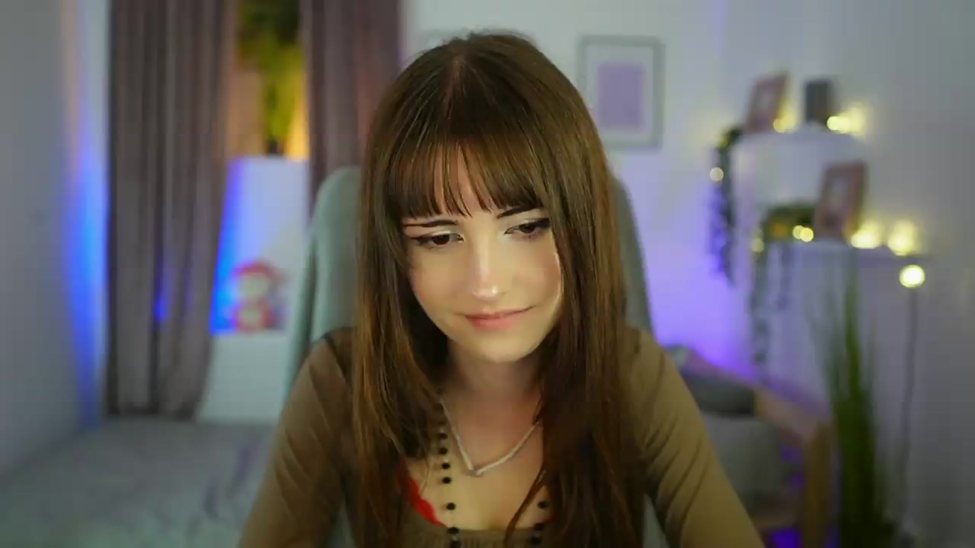 Gallery image thumbnail from Ella_Young's myfreecams stream on, 09/03/2026, 16:25 image 15 of 20