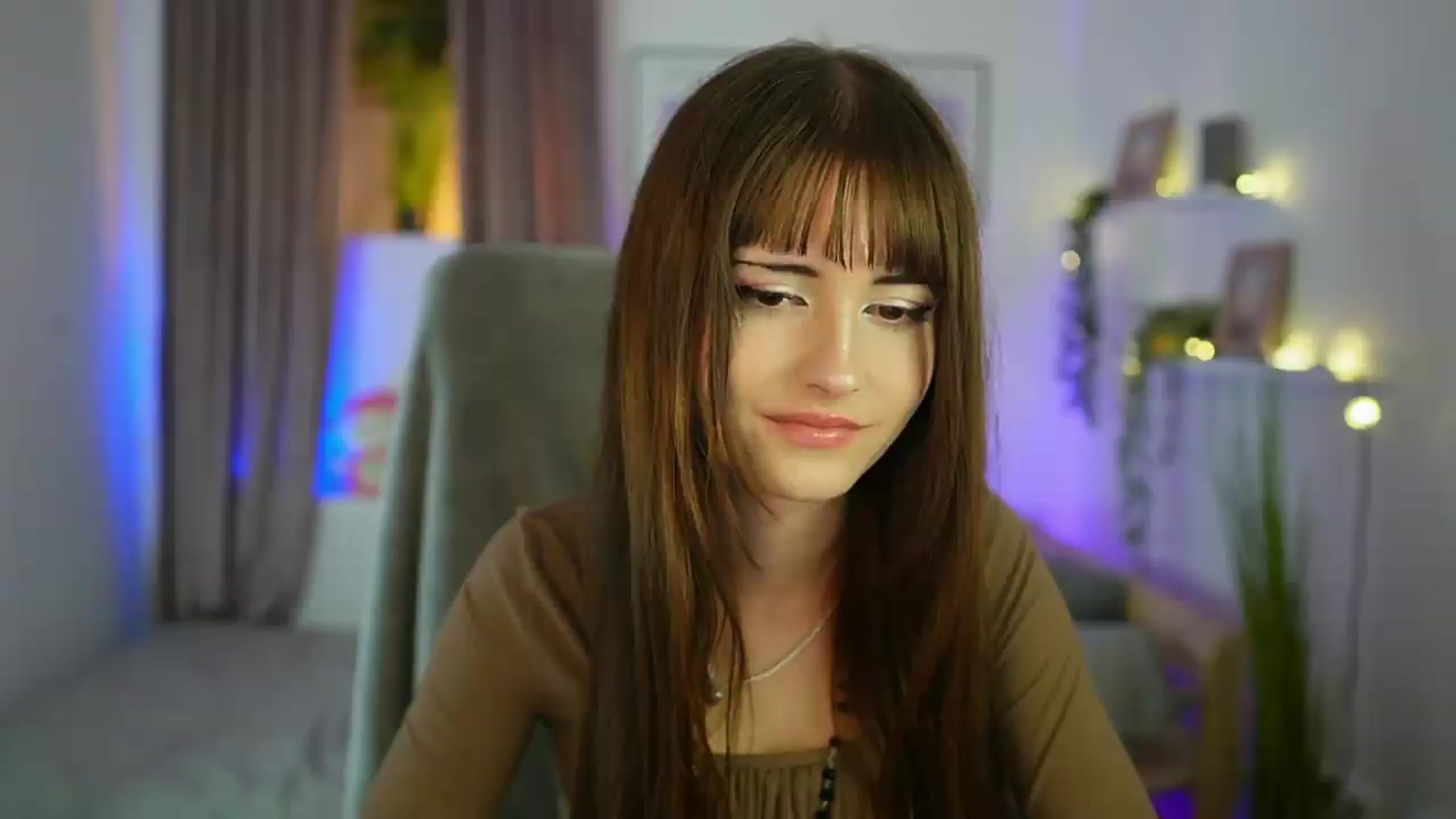 Gallery image thumbnail from Ella_Young's myfreecams stream on, 09/03/2026, 17:00 image 4 of 20