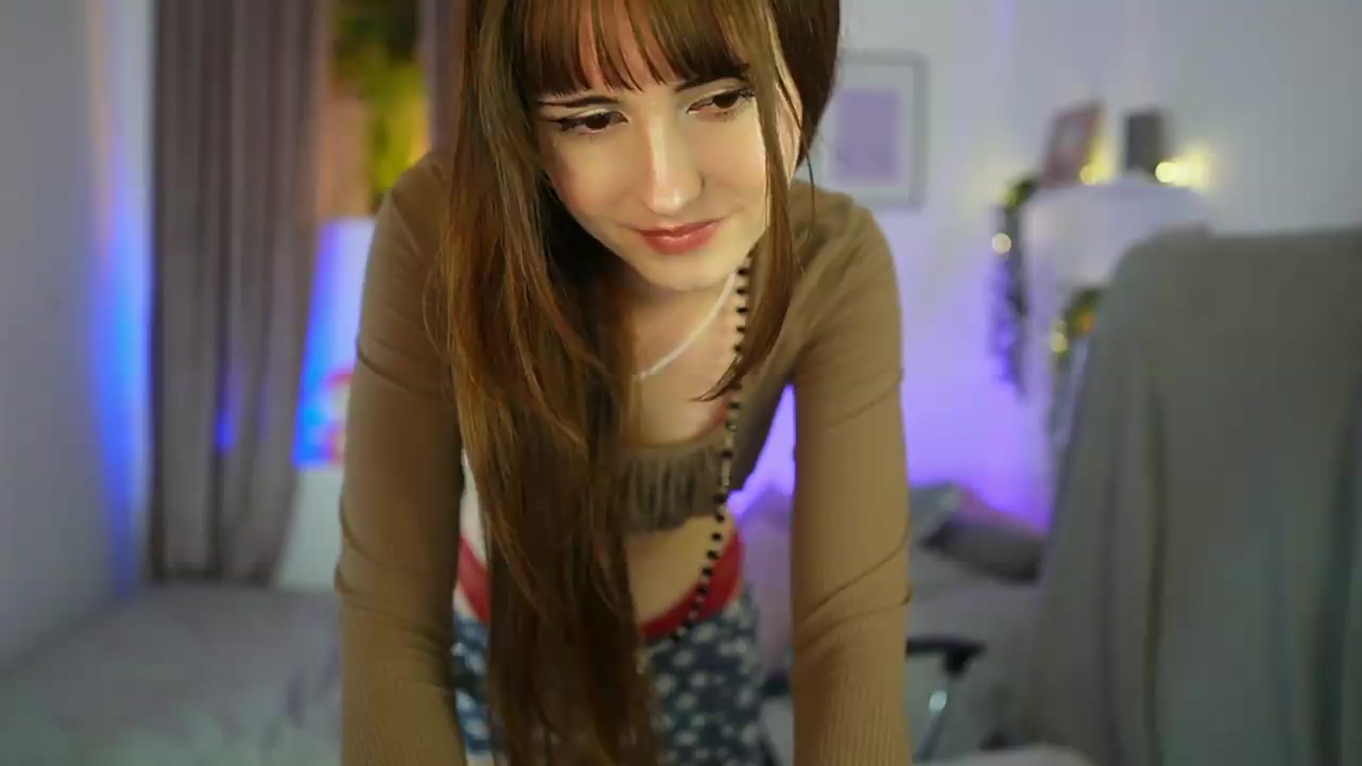 Gallery image thumbnail from Ella_Young's myfreecams stream on, 09/03/2026, 17:00 image 12 of 20