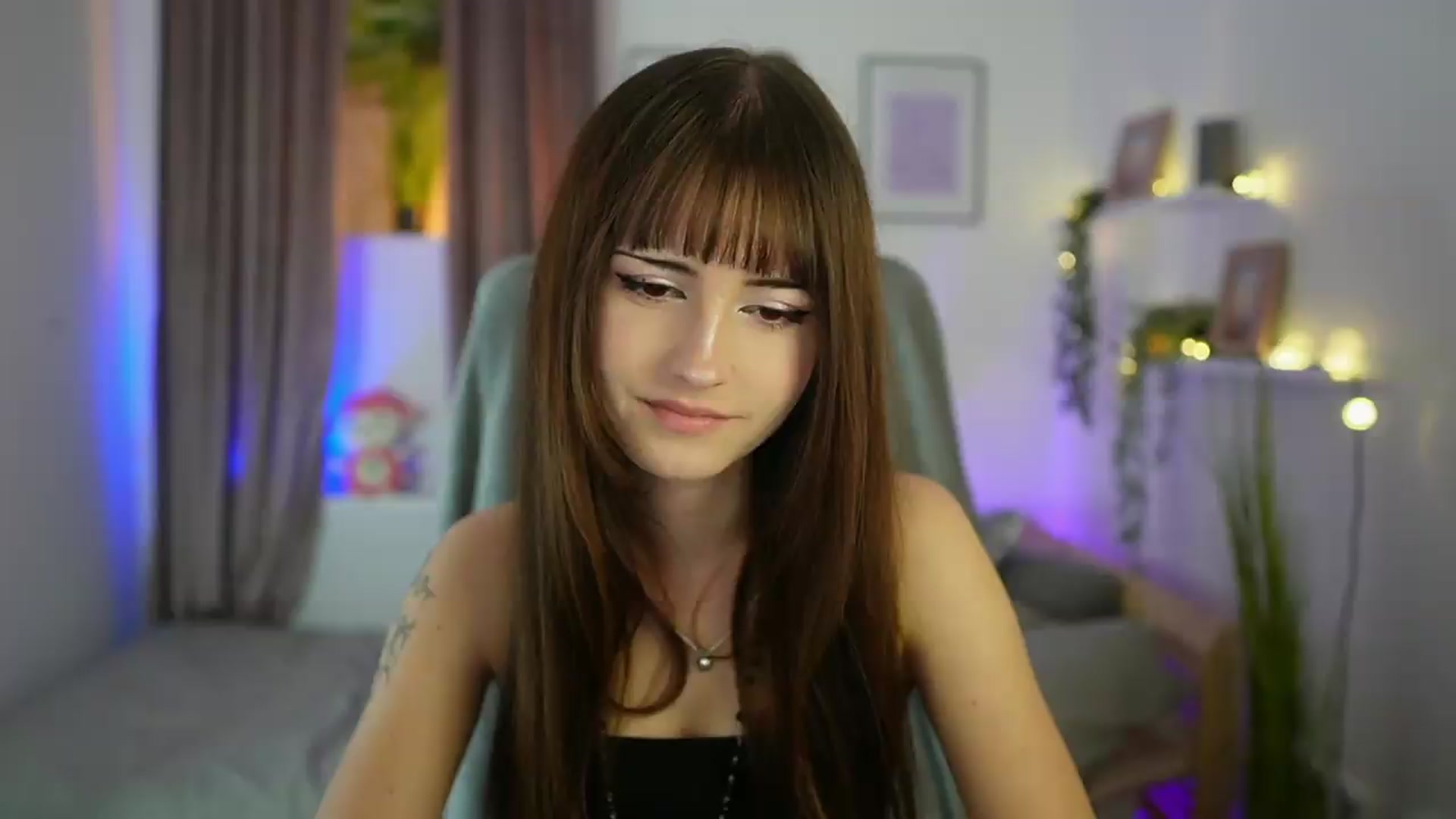 Gallery image thumbnail from Ella_Young's myfreecams stream on, 09/04/2026, 14:23 image 3 of 20