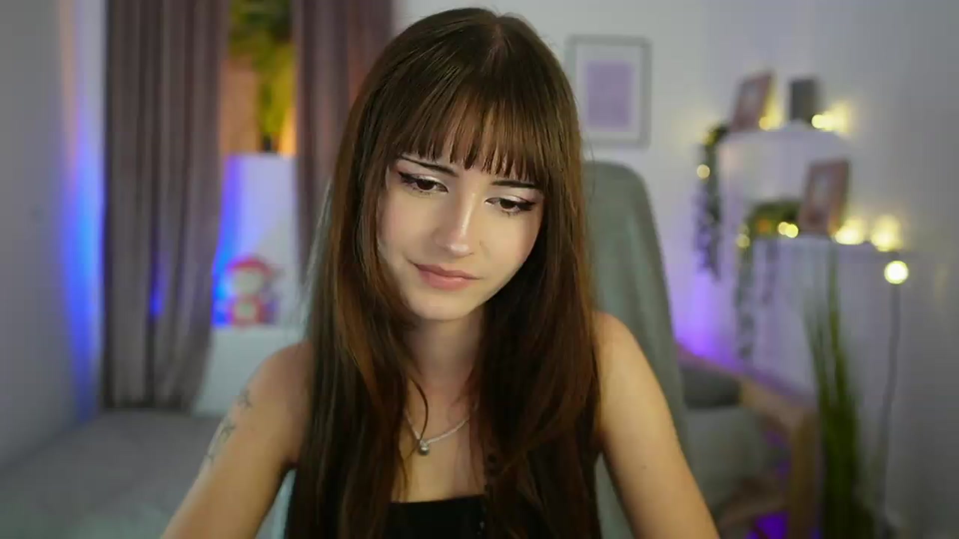 Gallery image thumbnail from Ella_Young's myfreecams stream on, 09/04/2026, 15:06 image 11 of 20