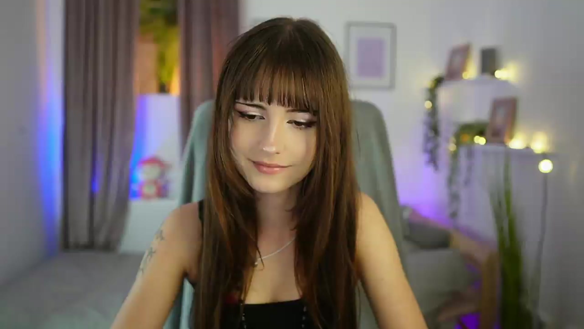 Gallery image thumbnail from Ella_Young's myfreecams stream on, 09/04/2026, 15:06 image 4 of 20