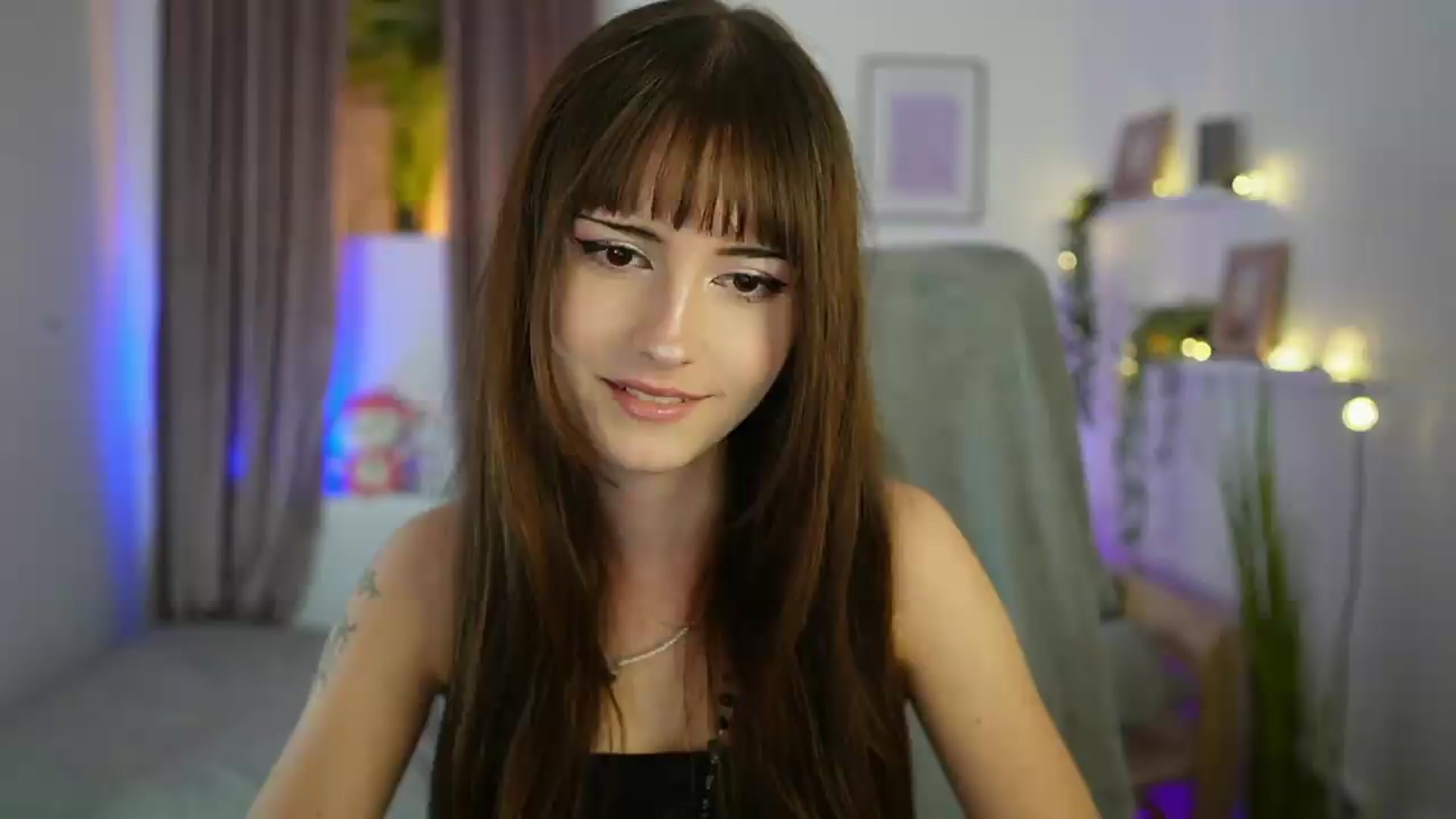 Gallery image thumbnail from Ella_Young's myfreecams stream on, 09/04/2026, 15:06 image 13 of 20