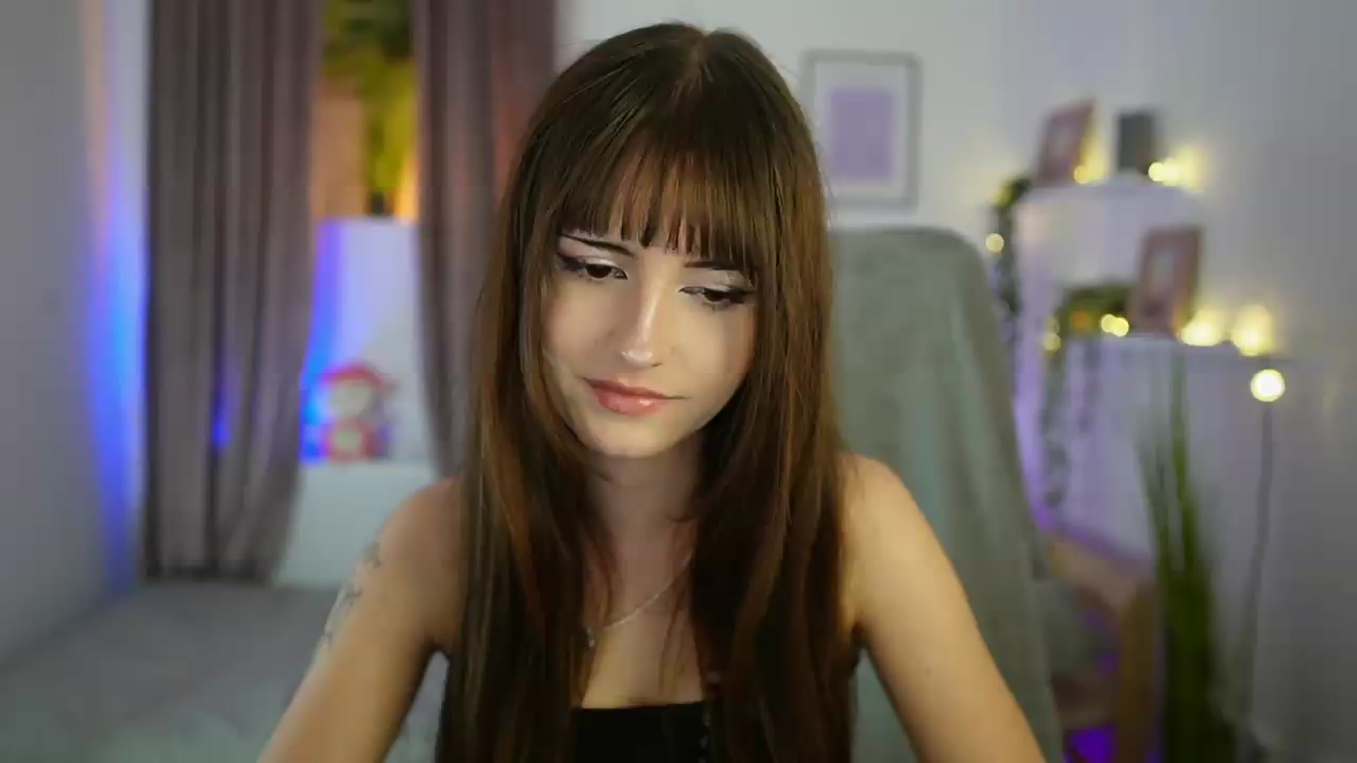 Gallery image thumbnail from Ella_Young's myfreecams stream on, 09/04/2026, 15:06 image 14 of 20