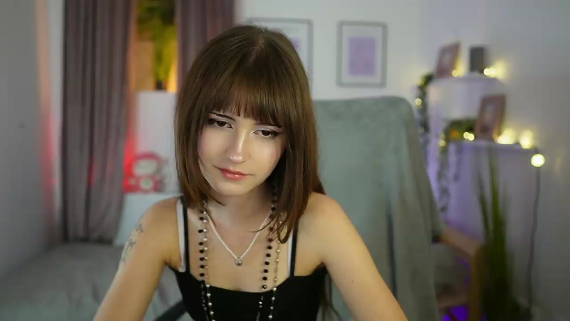 Gallery image thumbnail from Ella_Young's myfreecams stream on, 09/07/2026, 14:46 image 8 of 20
