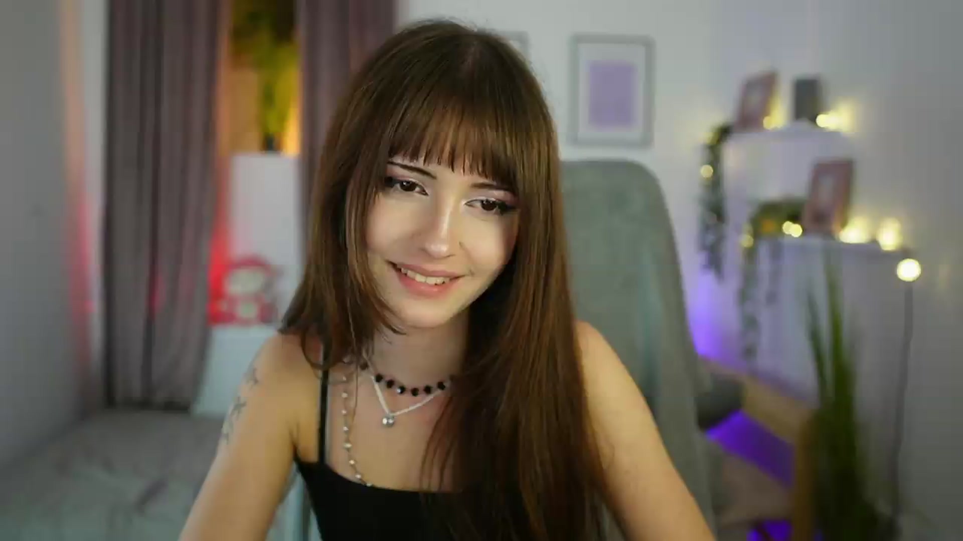 Gallery image thumbnail from Ella_Young's myfreecams stream on, 09/07/2026, 17:25 image 8 of 20