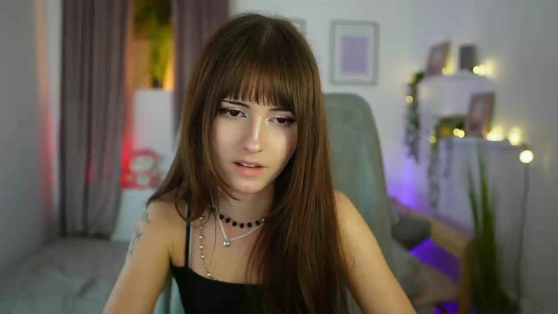 Gallery image thumbnail from Ella_Young's myfreecams stream on, 09/07/2026, 17:25 image 13 of 20