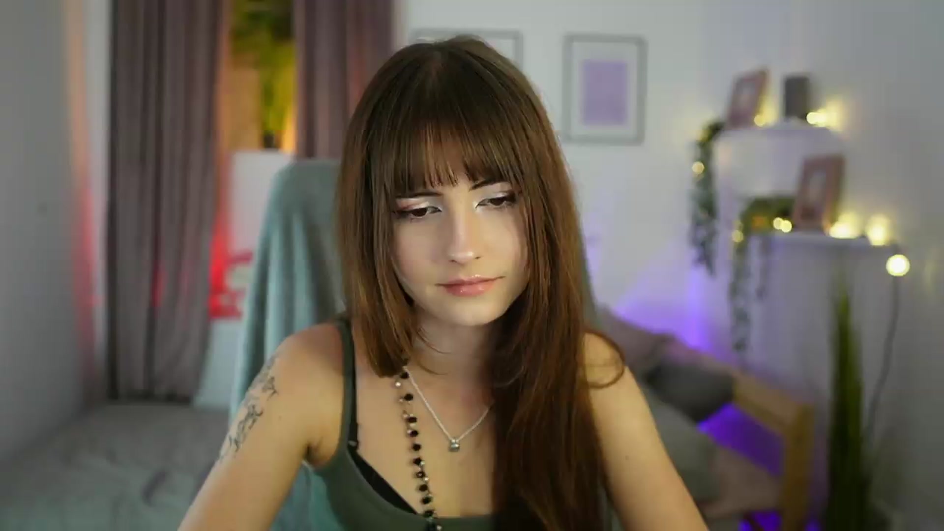 Gallery image thumbnail from Ella_Young's myfreecams stream on, 09/08/2026, 14:14 image 14 of 20