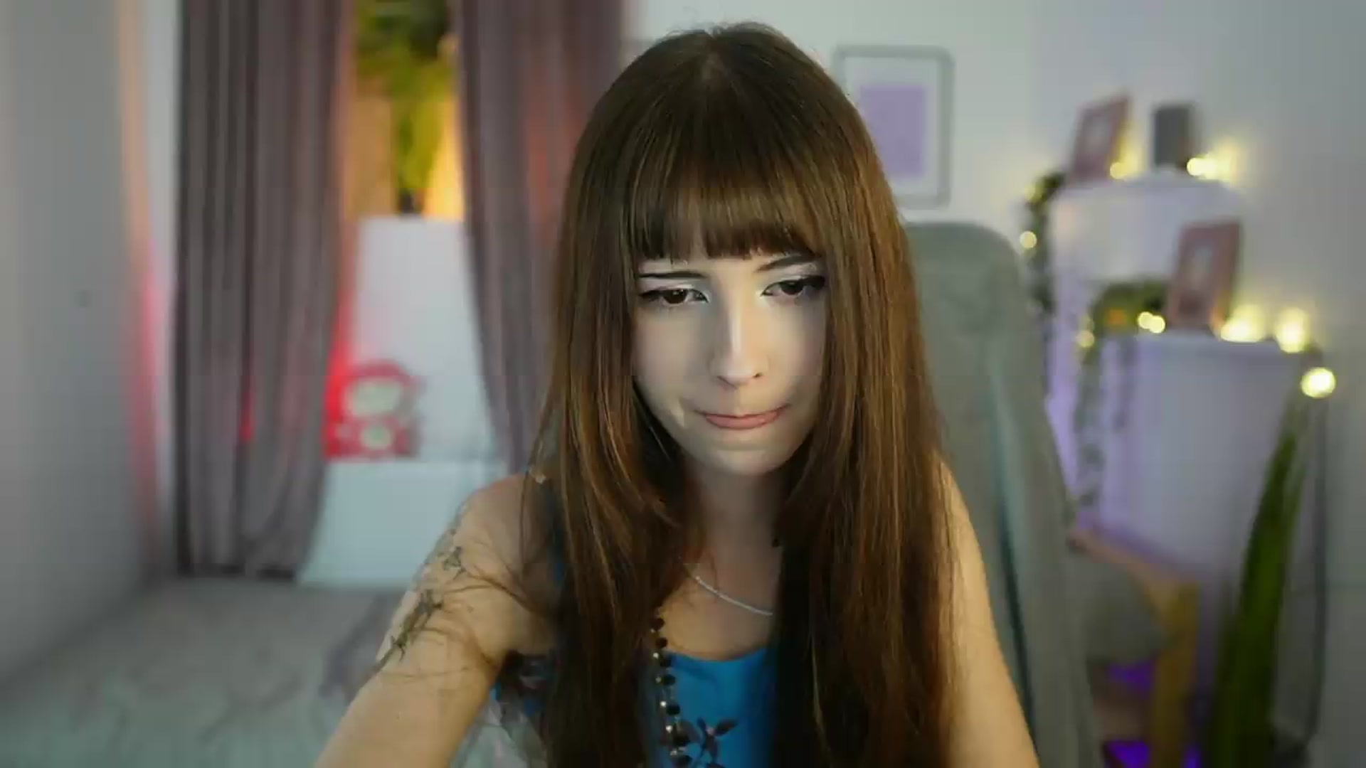 Gallery image thumbnail from Ella_Young's myfreecams stream on, 09/10/2026, 14:26 image 7 of 20