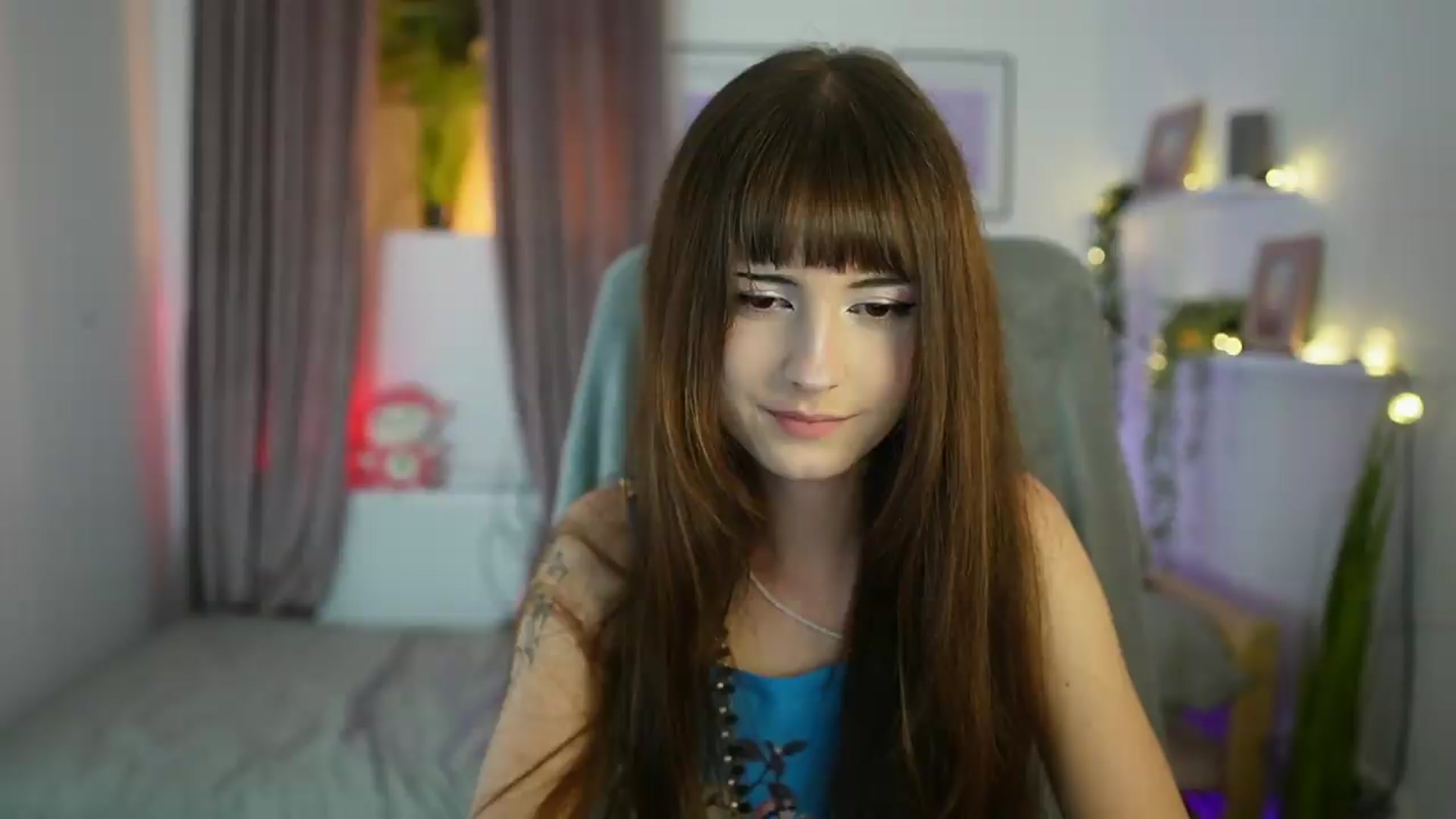 Gallery image thumbnail from Ella_Young's myfreecams stream on, 09/10/2026, 14:26 image 4 of 20