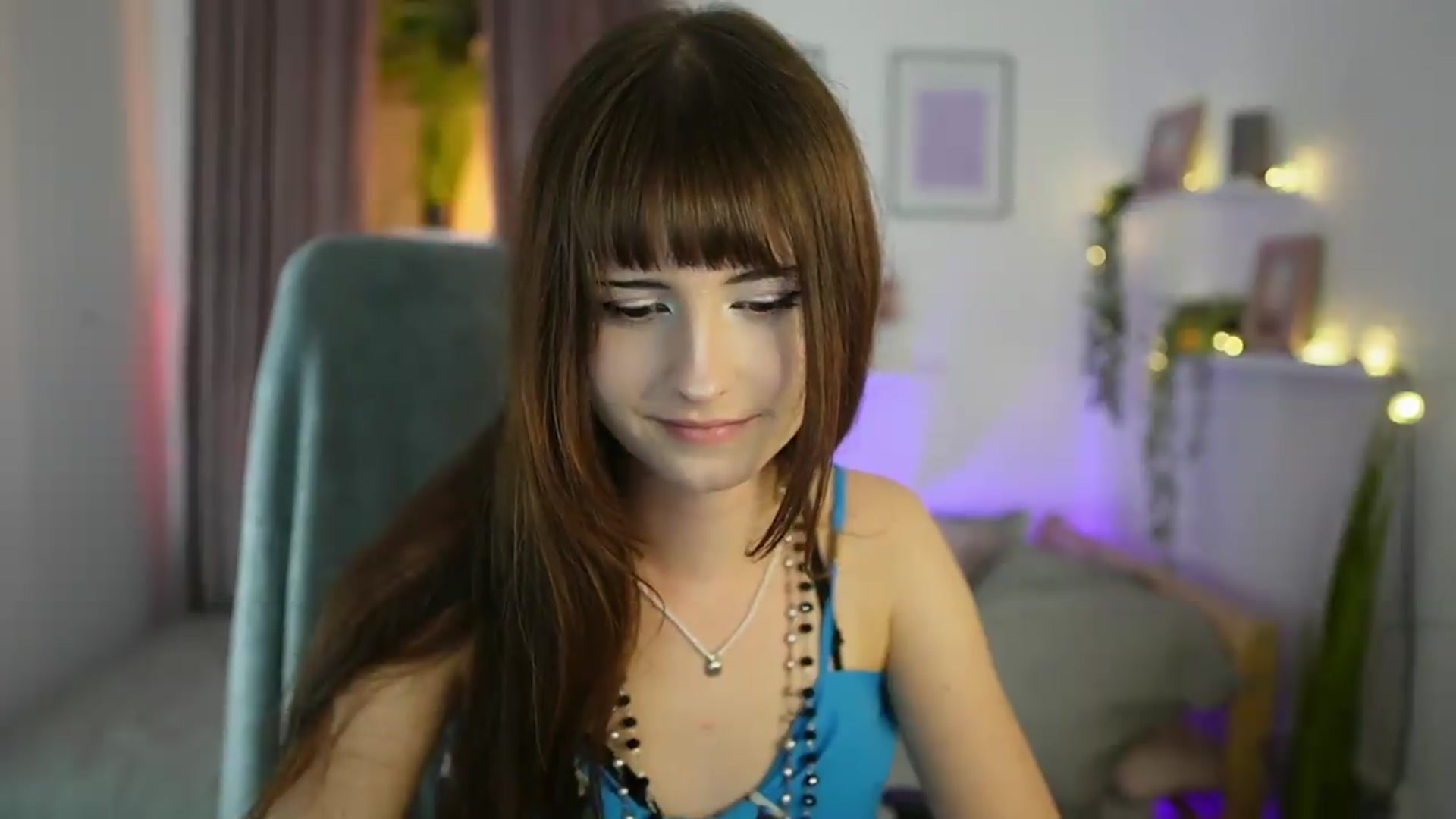 Gallery image thumbnail from Ella_Young's myfreecams stream on, 09/10/2026, 15:03 image 8 of 20