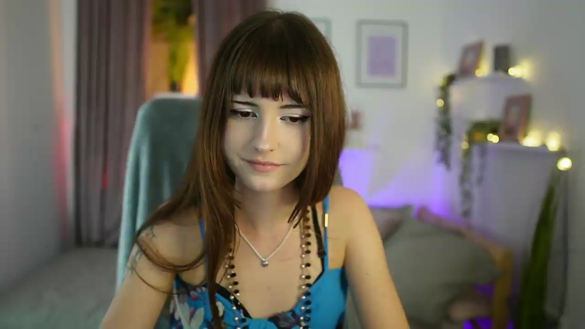 Gallery image thumbnail from Ella_Young's myfreecams stream on, 09/10/2026, 15:03 image 16 of 20