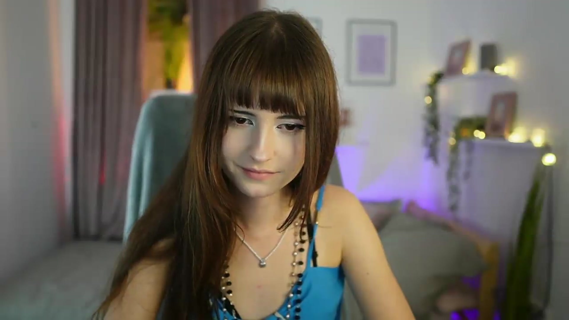 Gallery image thumbnail from Ella_Young's myfreecams stream on, 09/10/2026, 15:03 image 9 of 20