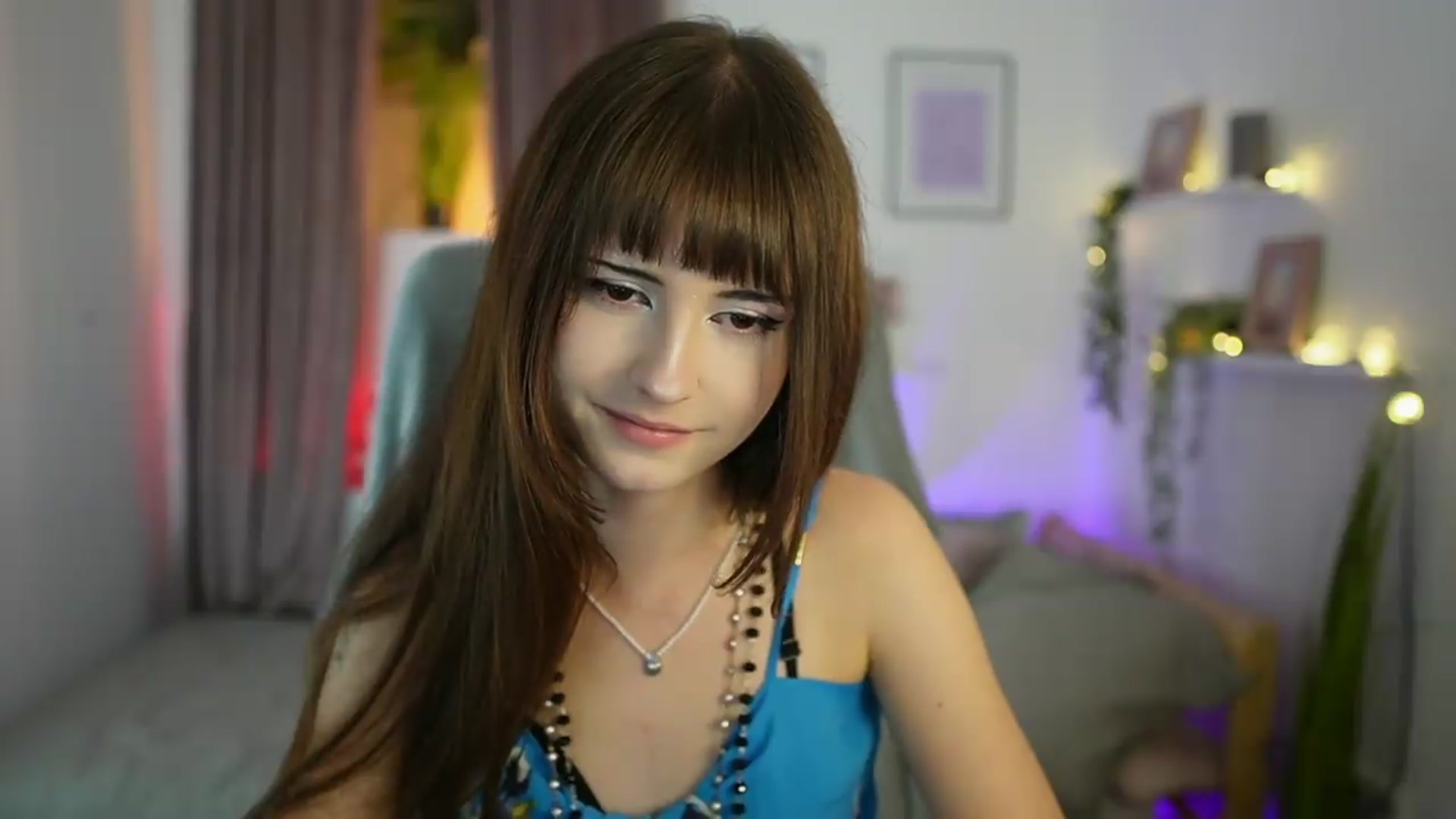 Gallery image thumbnail from Ella_Young's myfreecams stream on, 09/10/2026, 15:03 image 4 of 20