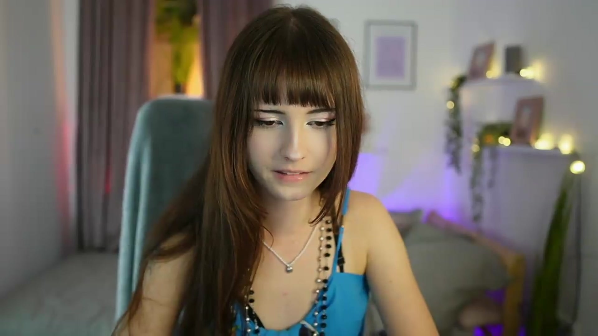 Gallery image thumbnail from Ella_Young's myfreecams stream on, 09/10/2026, 15:03 image 6 of 20