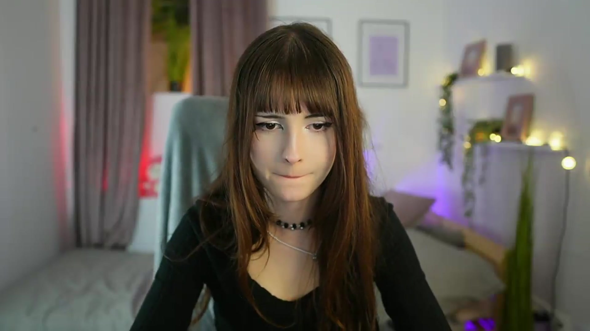 Gallery image thumbnail from Ella_Young's myfreecams stream on, 09/13/2026, 16:05 image 16 of 20