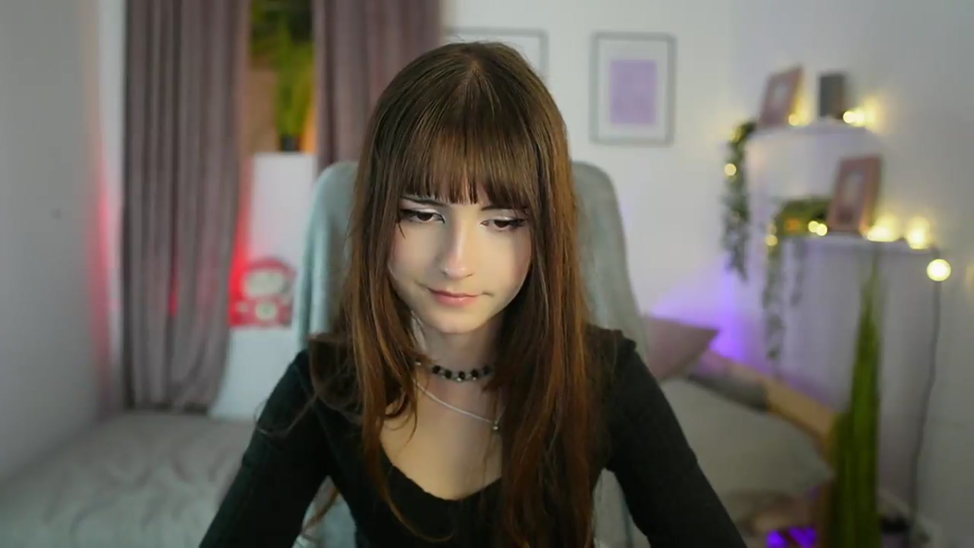 Gallery image thumbnail from Ella_Young's myfreecams stream on, 09/13/2026, 16:05 image 17 of 20