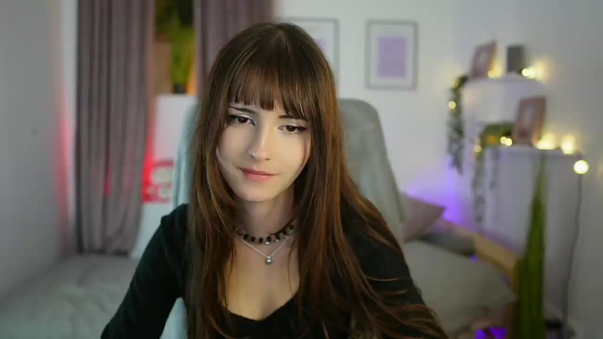 Gallery image thumbnail from Ella_Young's myfreecams stream on, 09/13/2026, 17:29 image 15 of 20