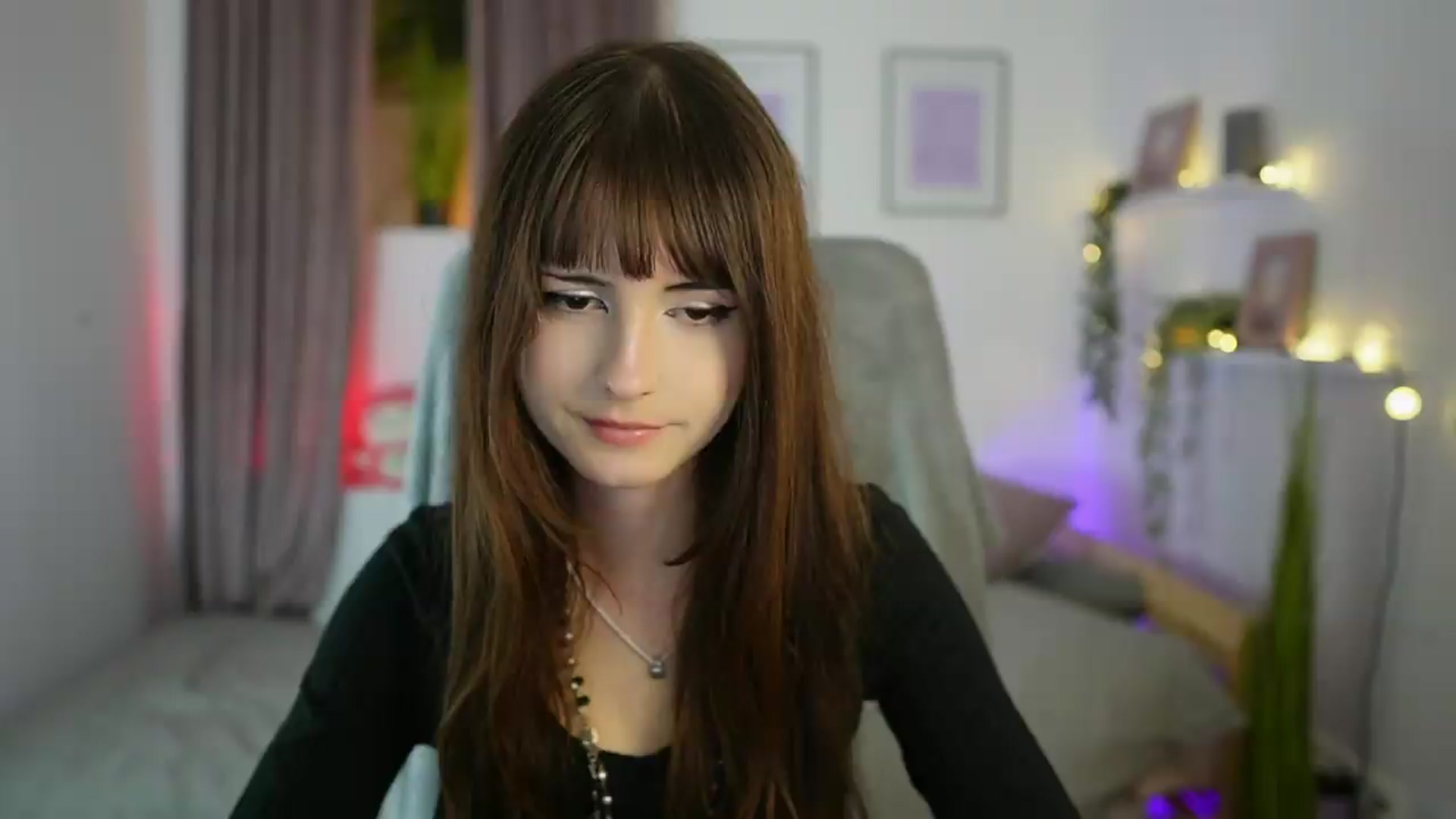 Gallery image thumbnail from Ella_Young's myfreecams stream on, 09/13/2026, 17:29 image 2 of 20