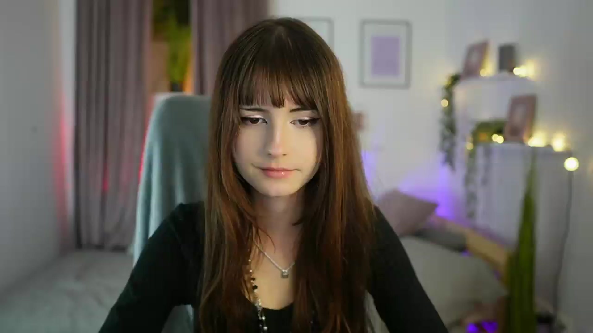 Gallery image thumbnail from Ella_Young's myfreecams stream on, 09/13/2026, 17:29 image 1 of 20