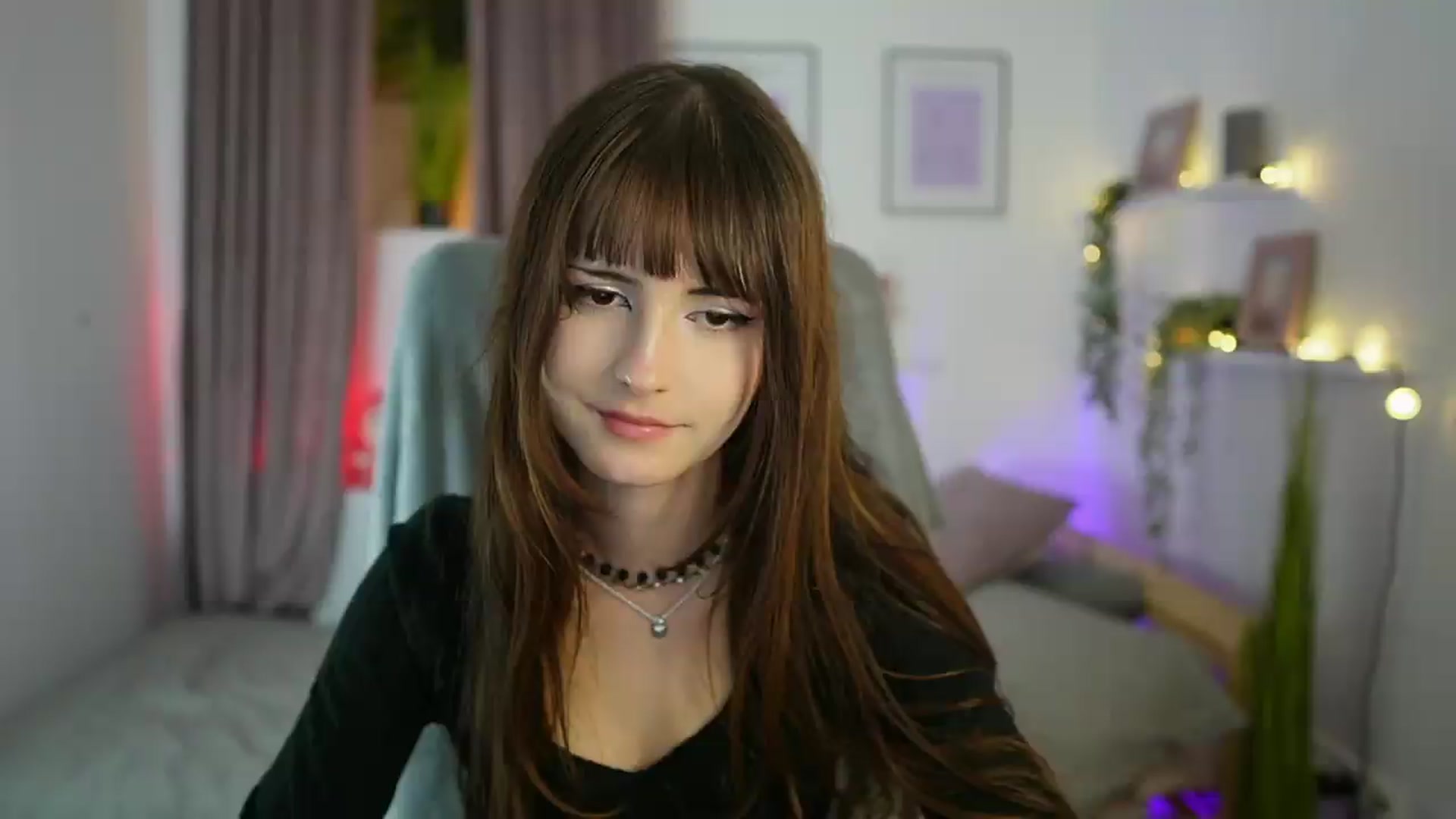 Gallery image thumbnail from Ella_Young's myfreecams stream on, 09/13/2026, 17:29 image 17 of 20