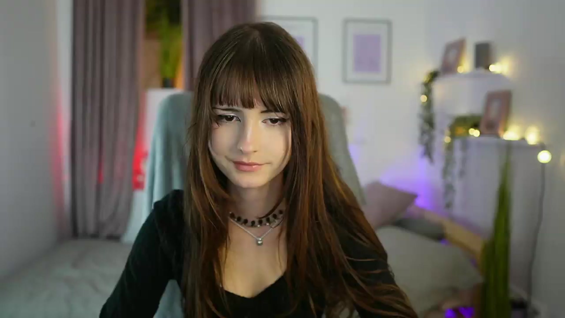 Gallery image thumbnail from Ella_Young's myfreecams stream on, 09/13/2026, 17:29 image 18 of 20