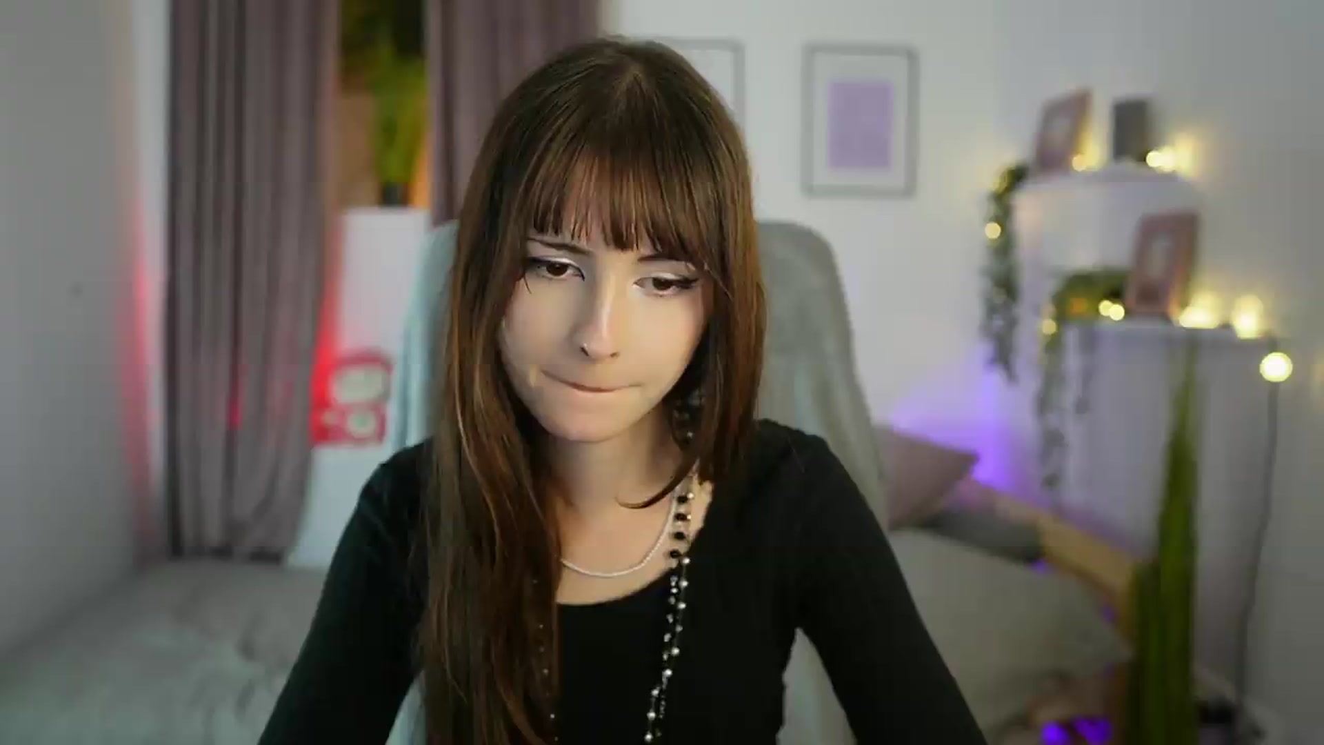 Gallery image thumbnail from Ella_Young's myfreecams stream on, 09/13/2026, 18:35 image 12 of 20