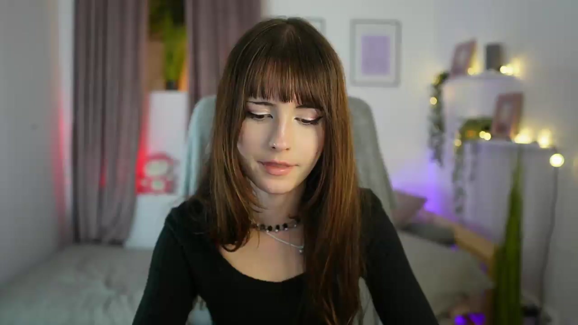 Gallery image thumbnail from Ella_Young's myfreecams stream on, 09/13/2026, 20:04 image 19 of 20
