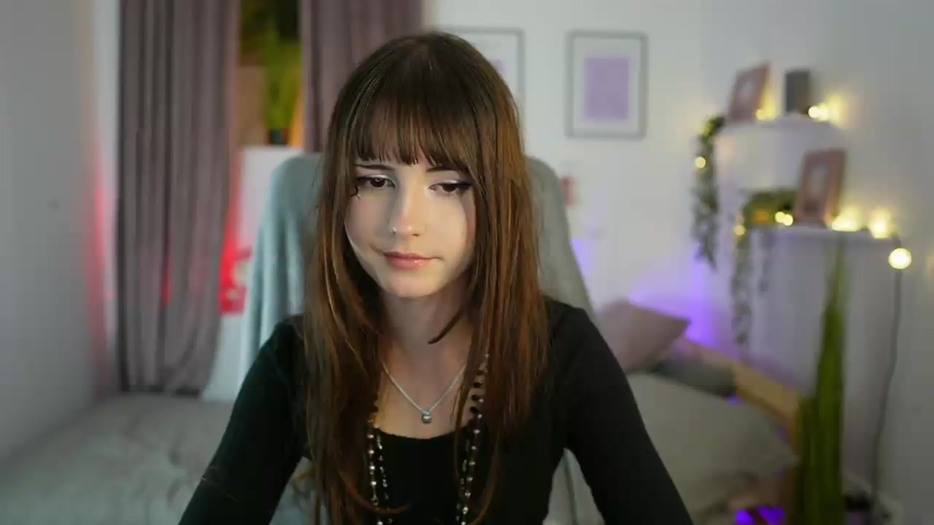 Gallery image thumbnail from Ella_Young's myfreecams stream on, 09/13/2026, 20:04 image 4 of 20