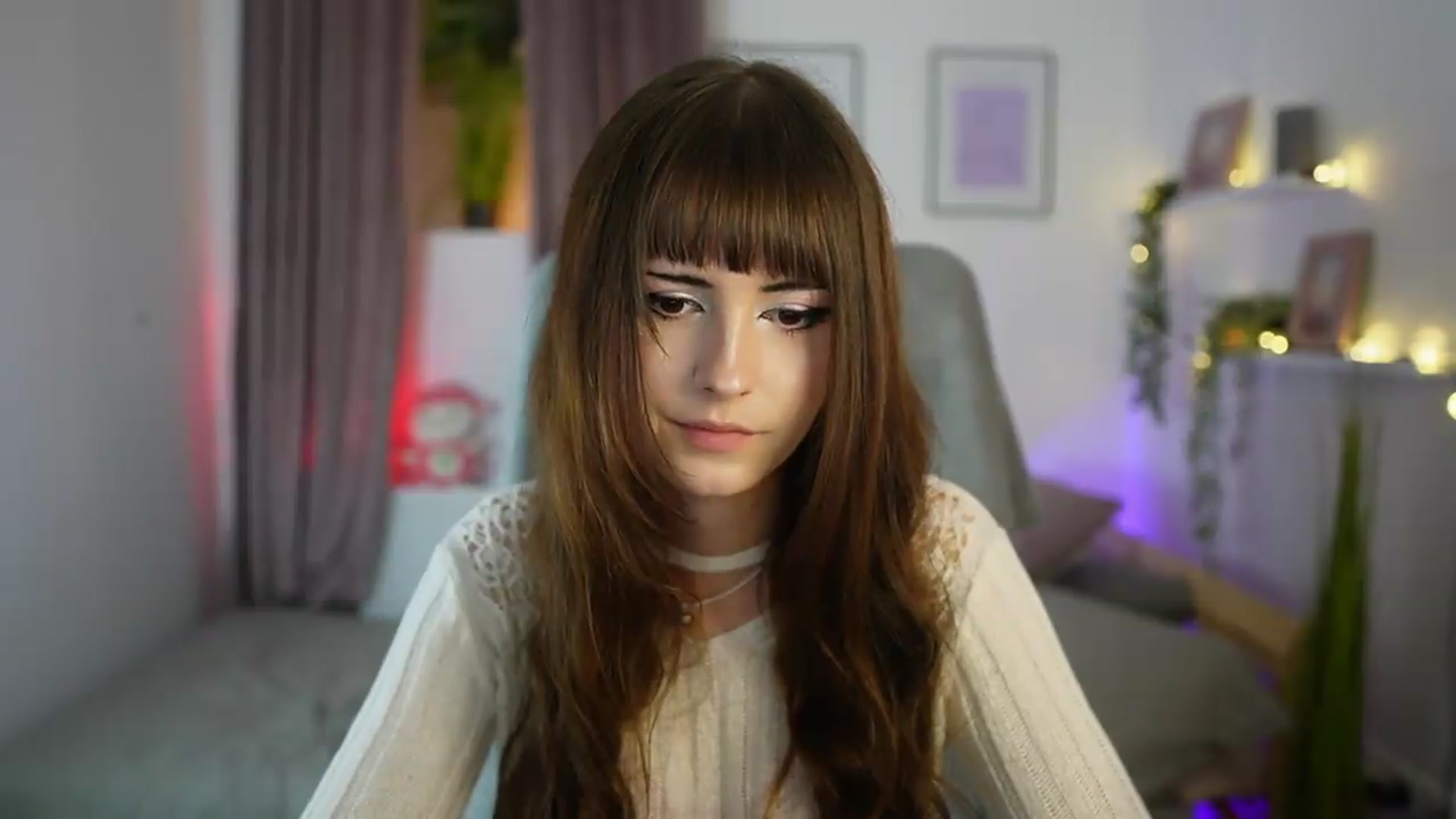 Gallery image thumbnail from Ella_Young's myfreecams stream on, 09/14/2026, 16:04 image 9 of 20