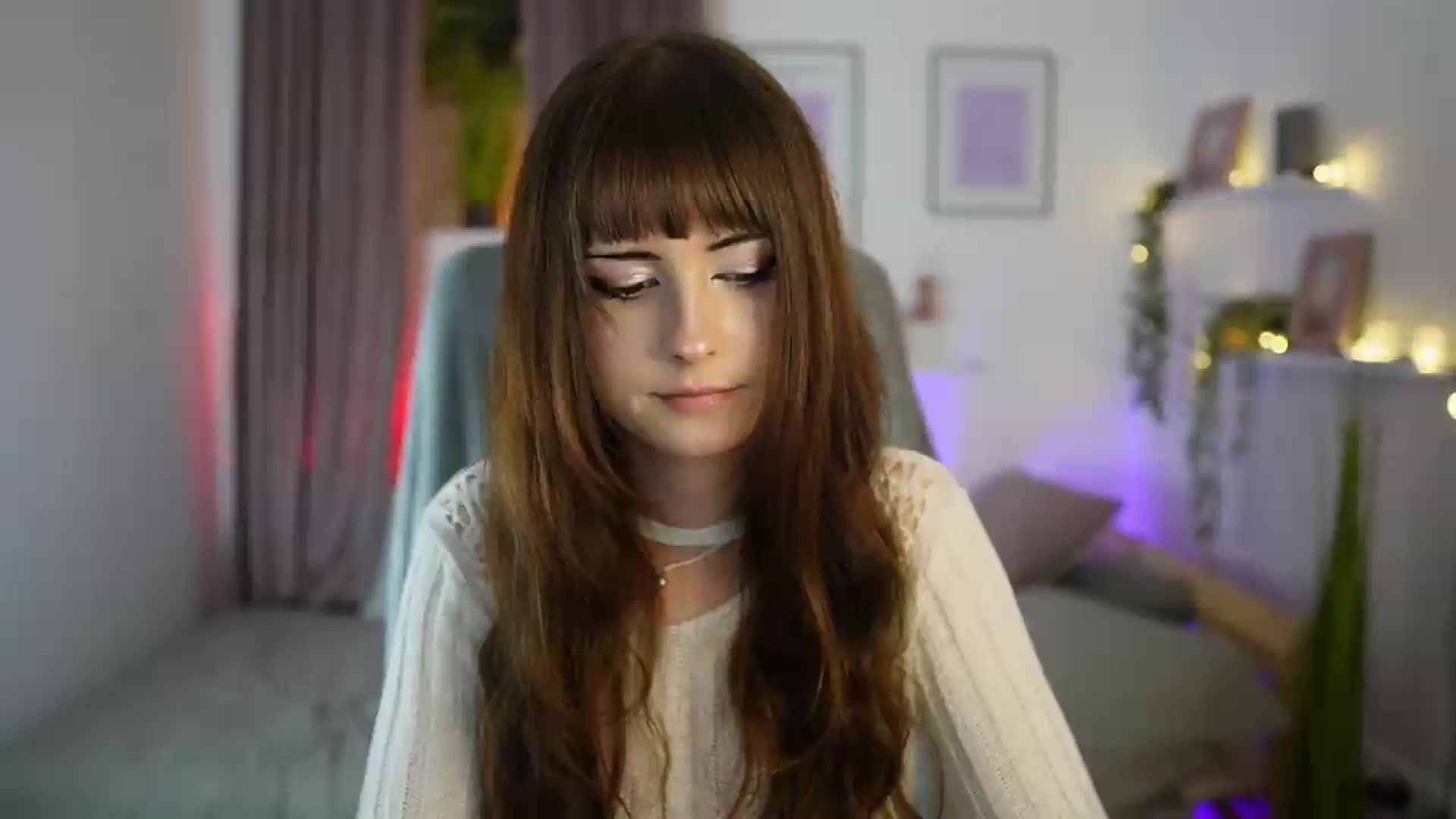 Gallery image thumbnail from Ella_Young's myfreecams stream on, 09/14/2026, 16:04 image 5 of 20