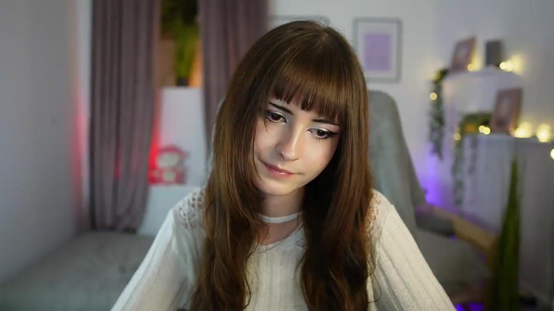 Gallery image thumbnail from Ella_Young's myfreecams stream on, 09/14/2026, 17:23 image 20 of 20