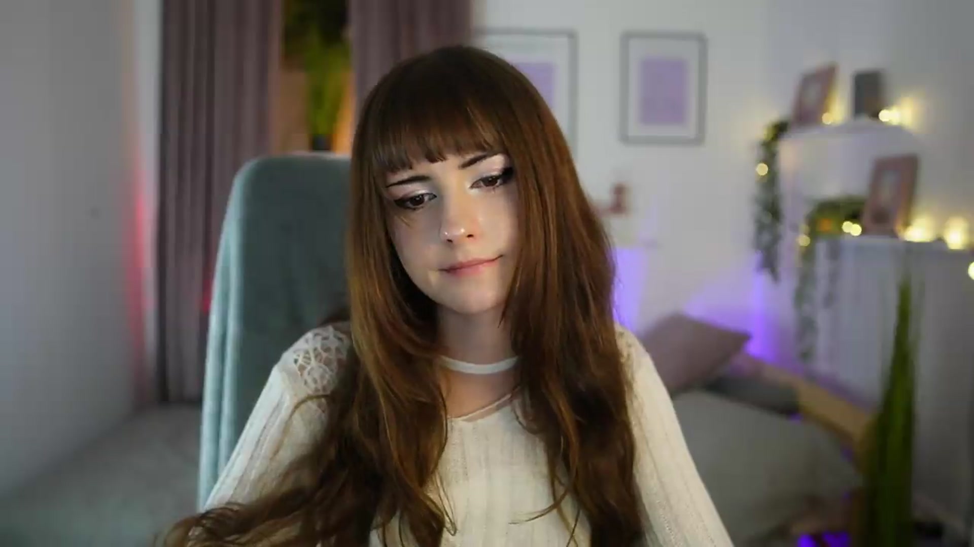 Gallery image thumbnail from Ella_Young's myfreecams stream on, 09/14/2026, 17:23 image 14 of 20