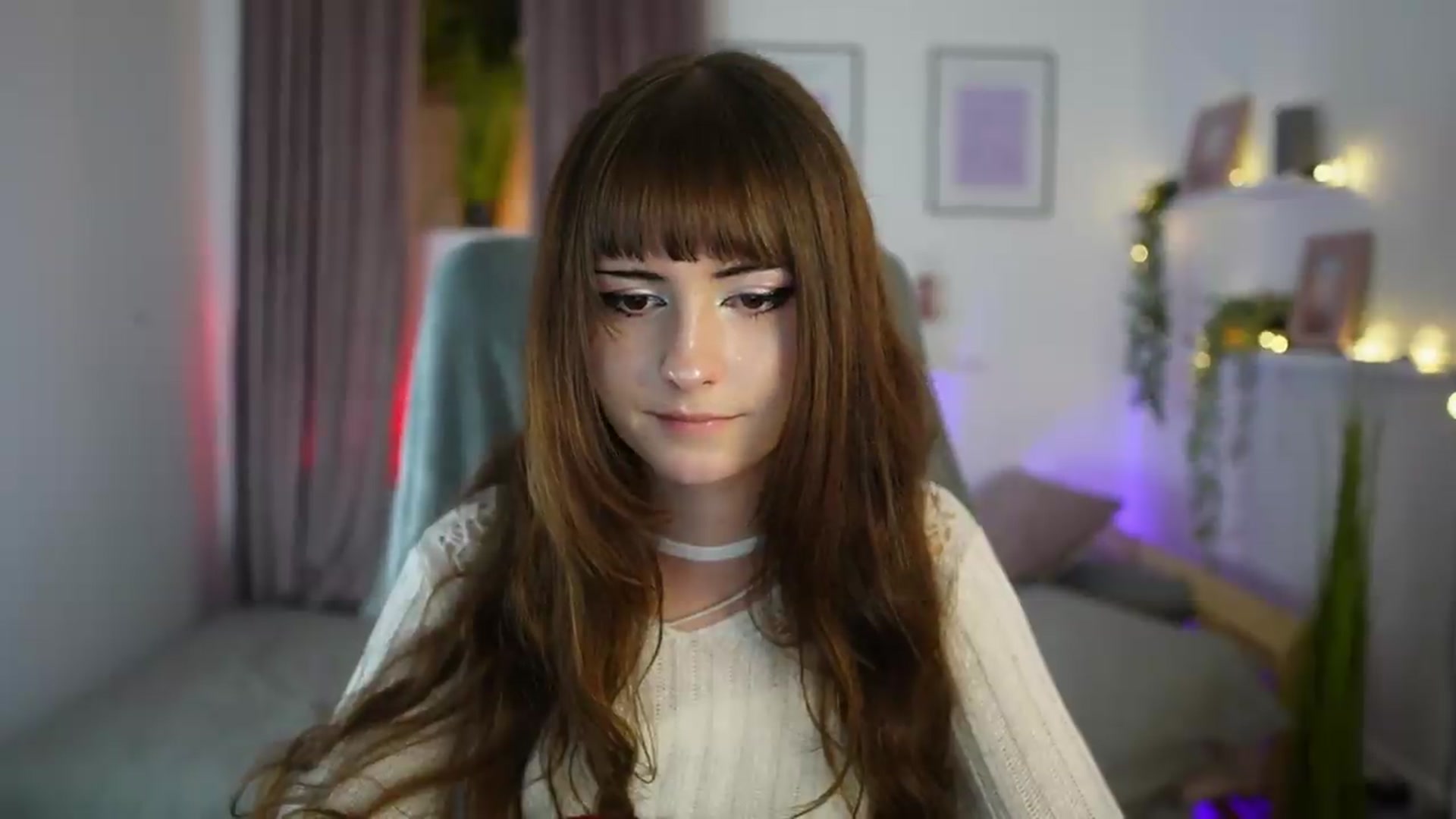 Gallery image thumbnail from Ella_Young's myfreecams stream on, 09/14/2026, 17:23 image 13 of 20